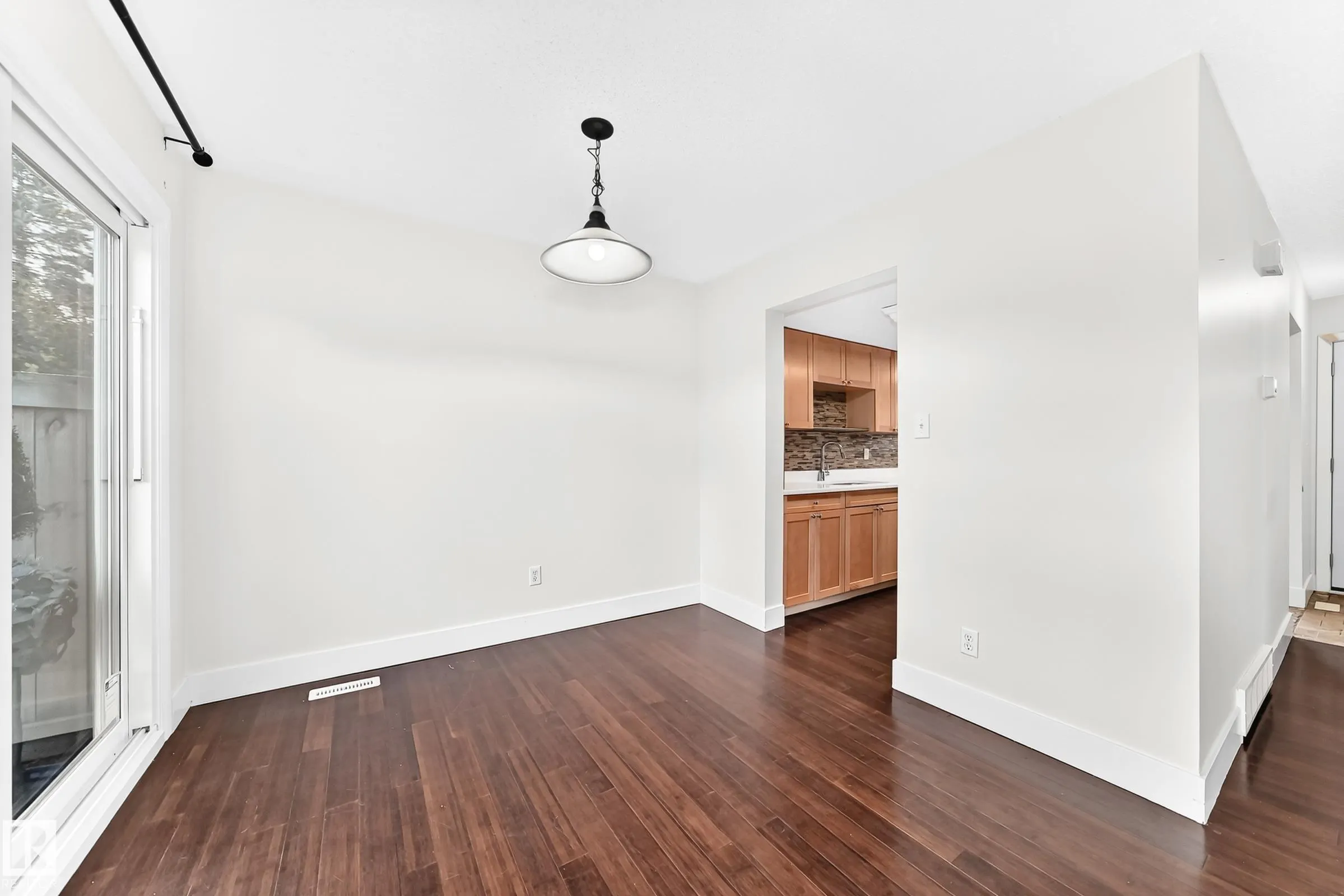 246 Grandin Village
