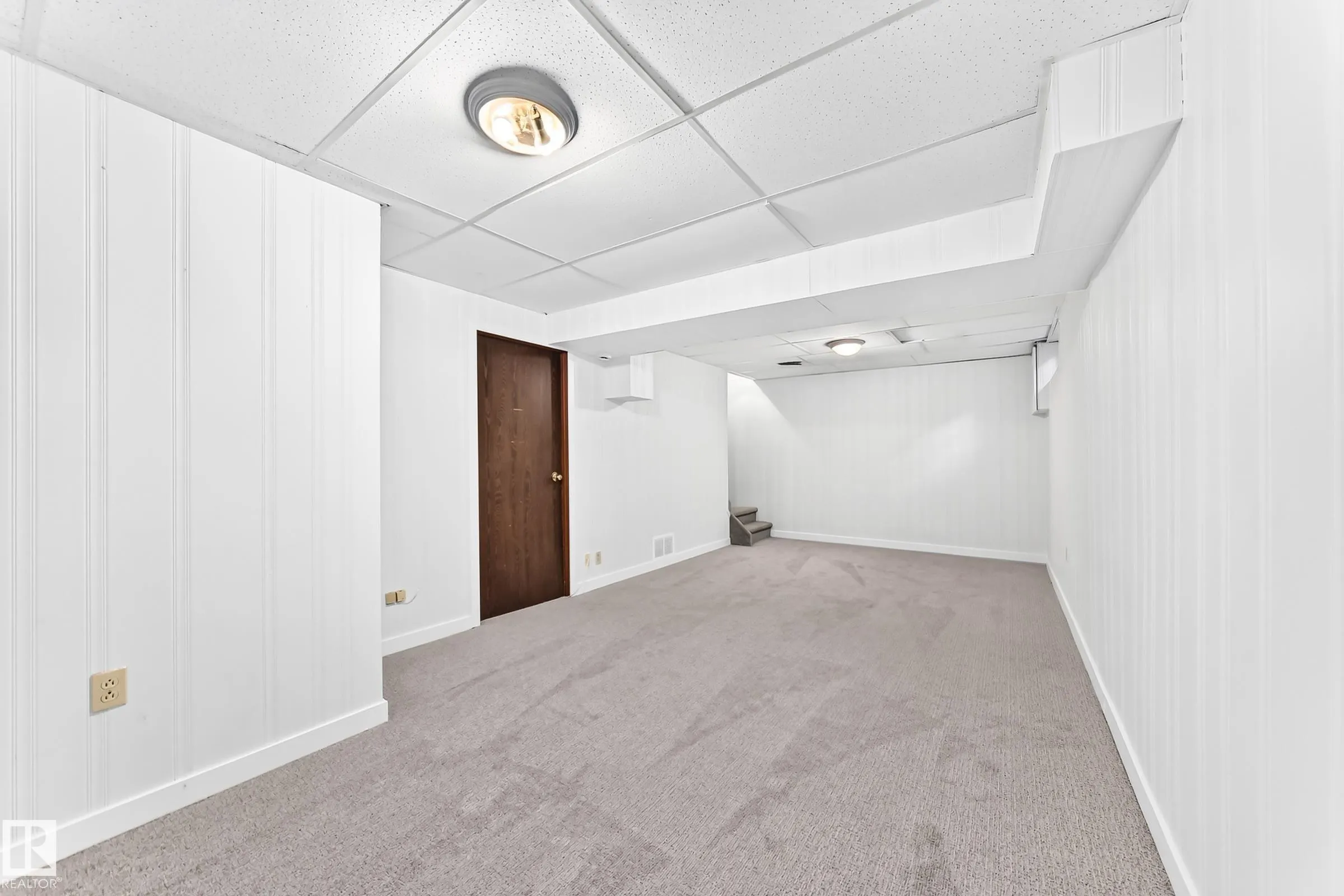 246 Grandin Village