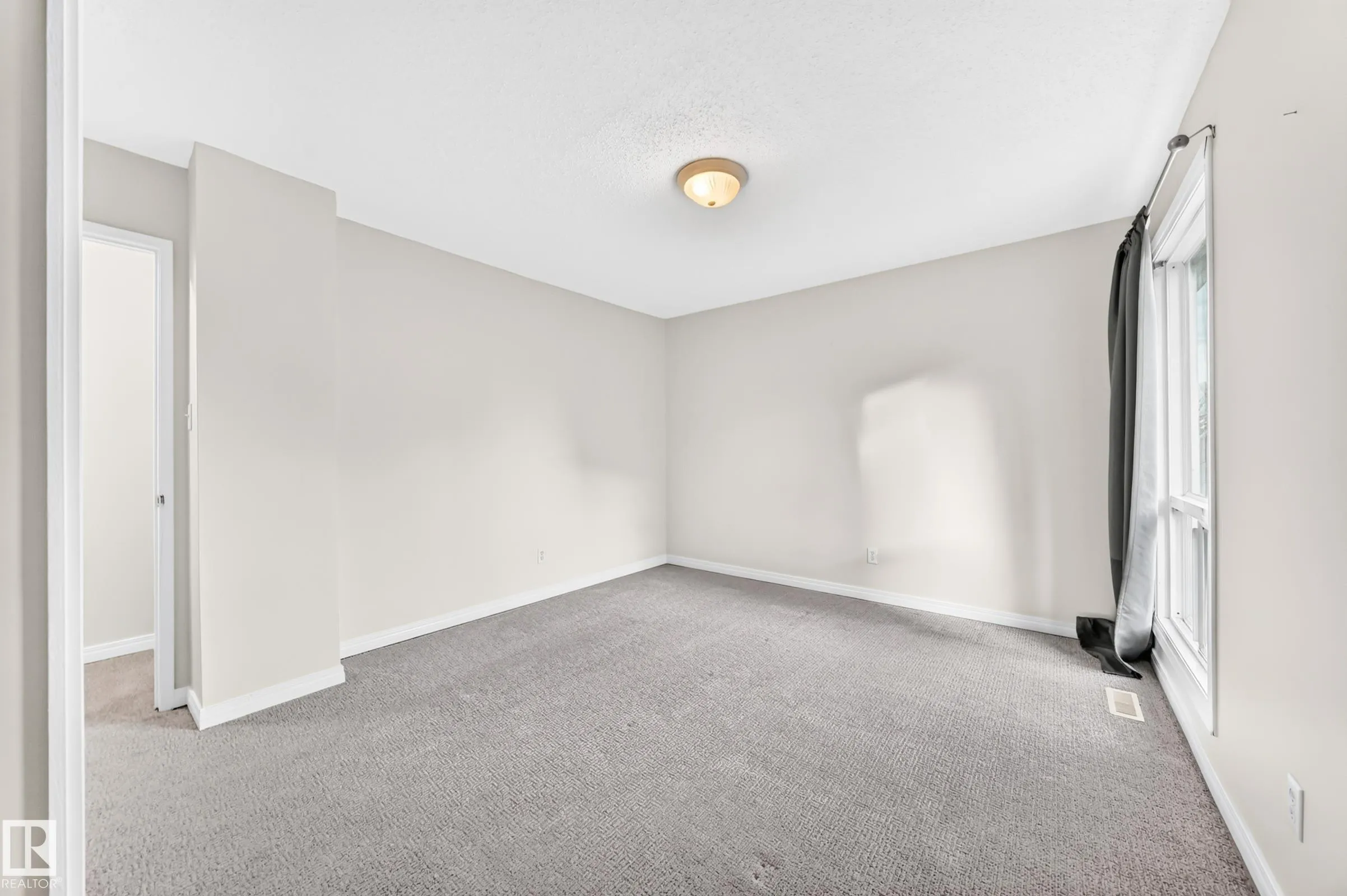 246 Grandin Village