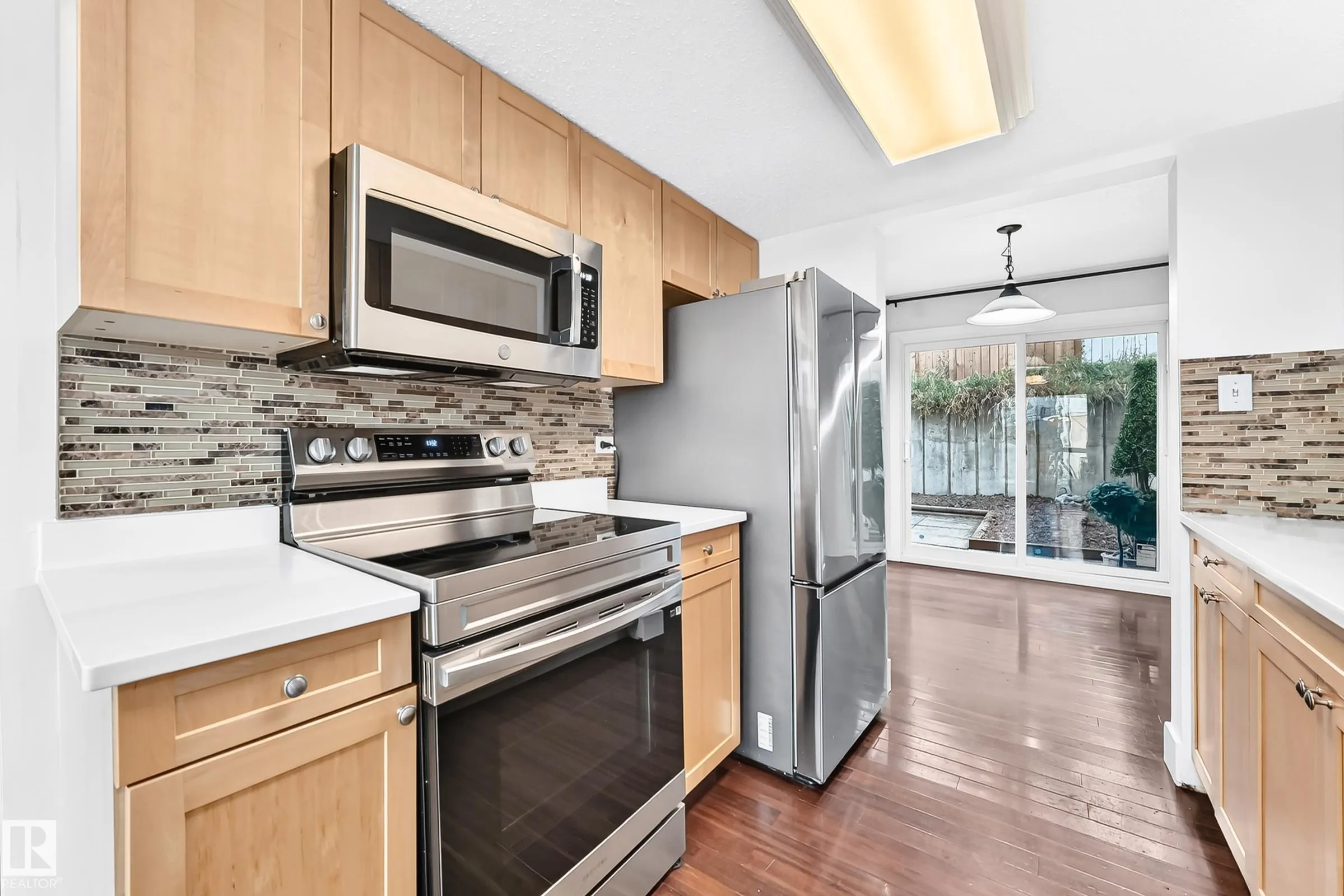 246 Grandin Village