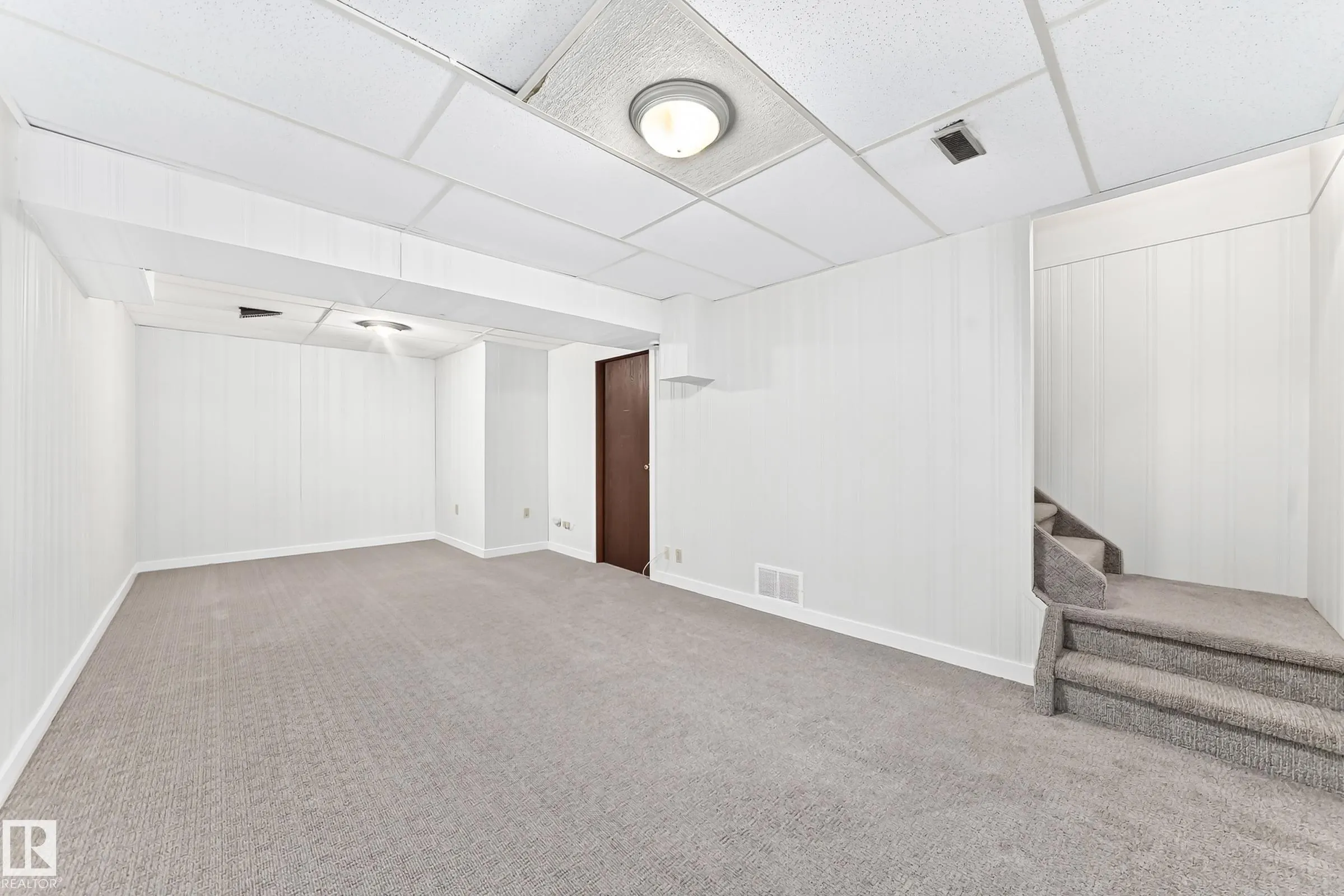 246 Grandin Village