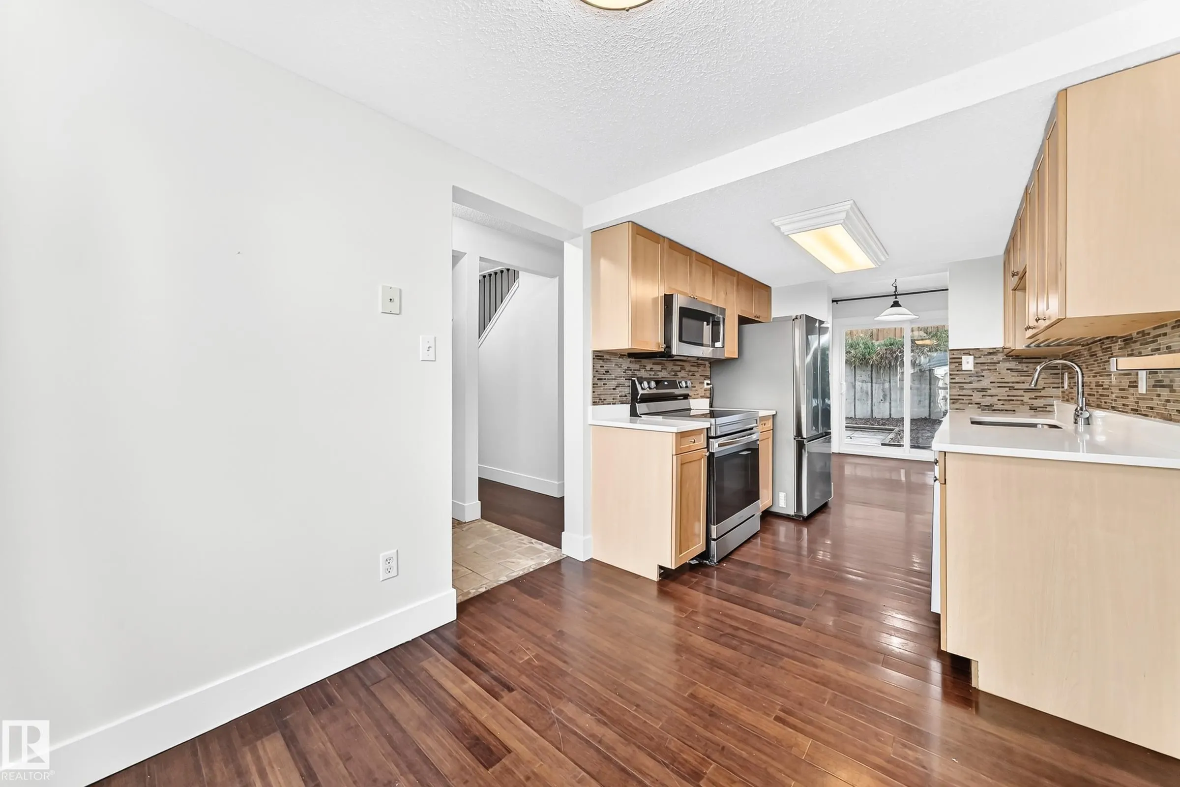 246 Grandin Village
