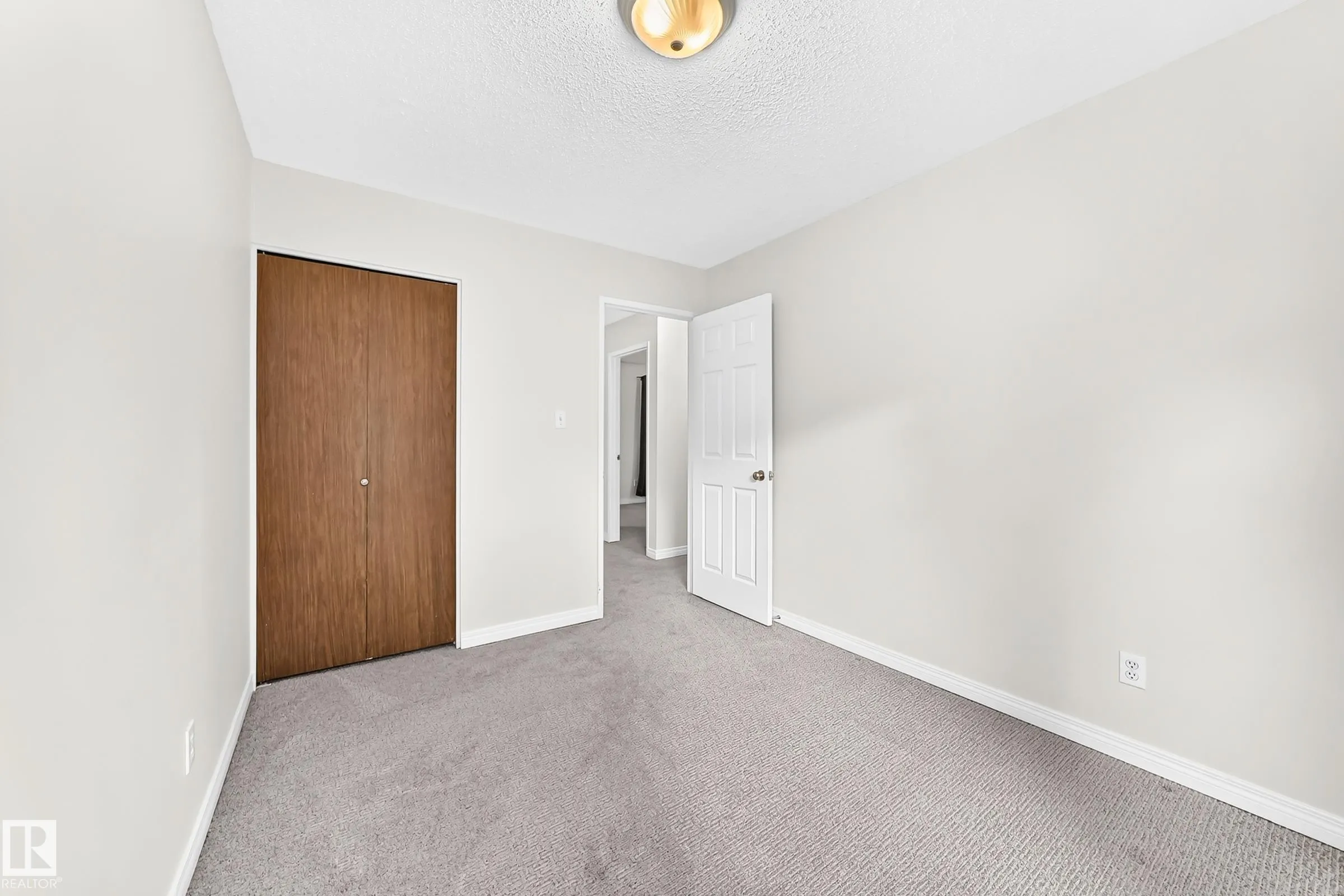 246 Grandin Village