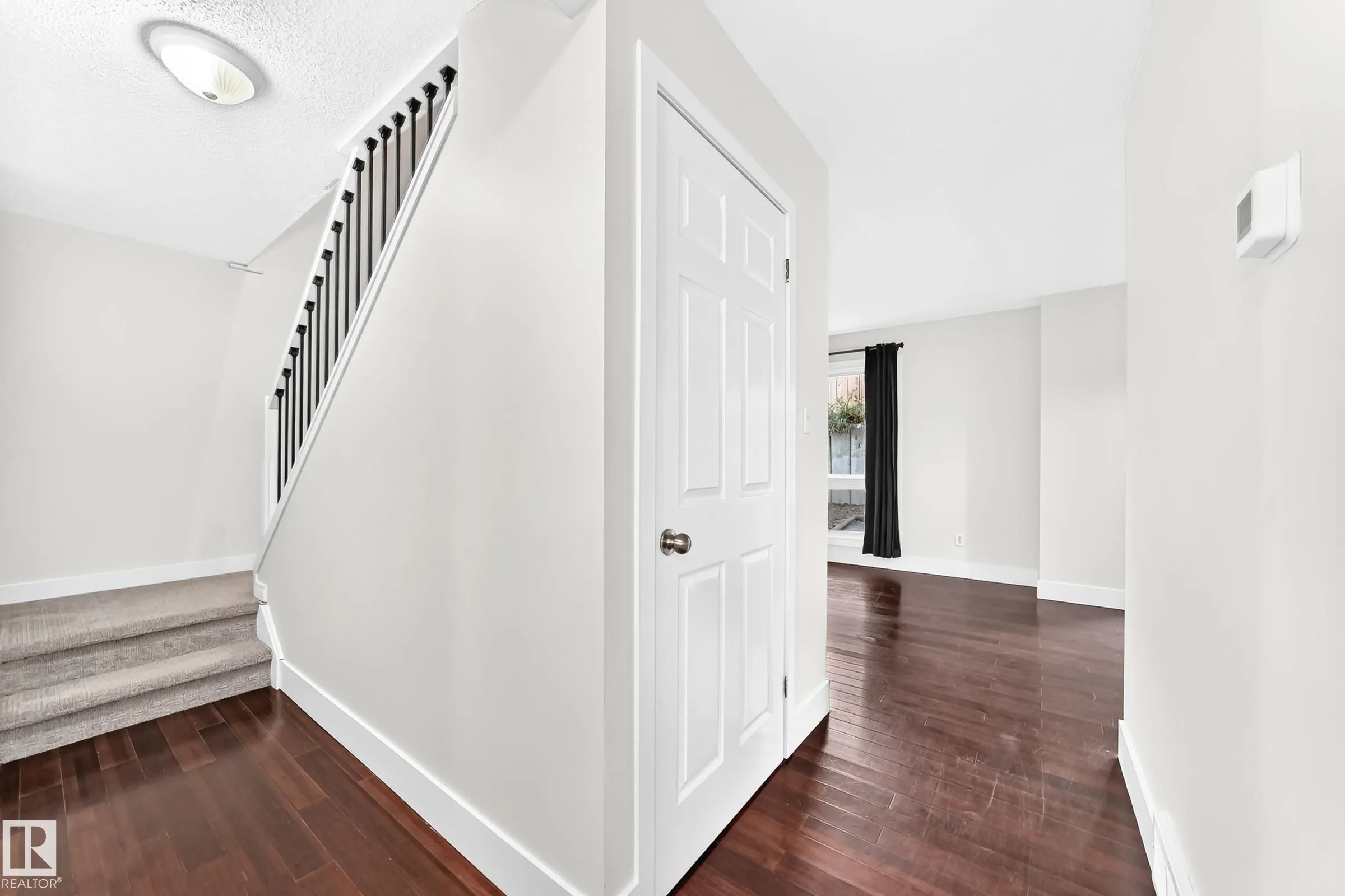 246 Grandin Village