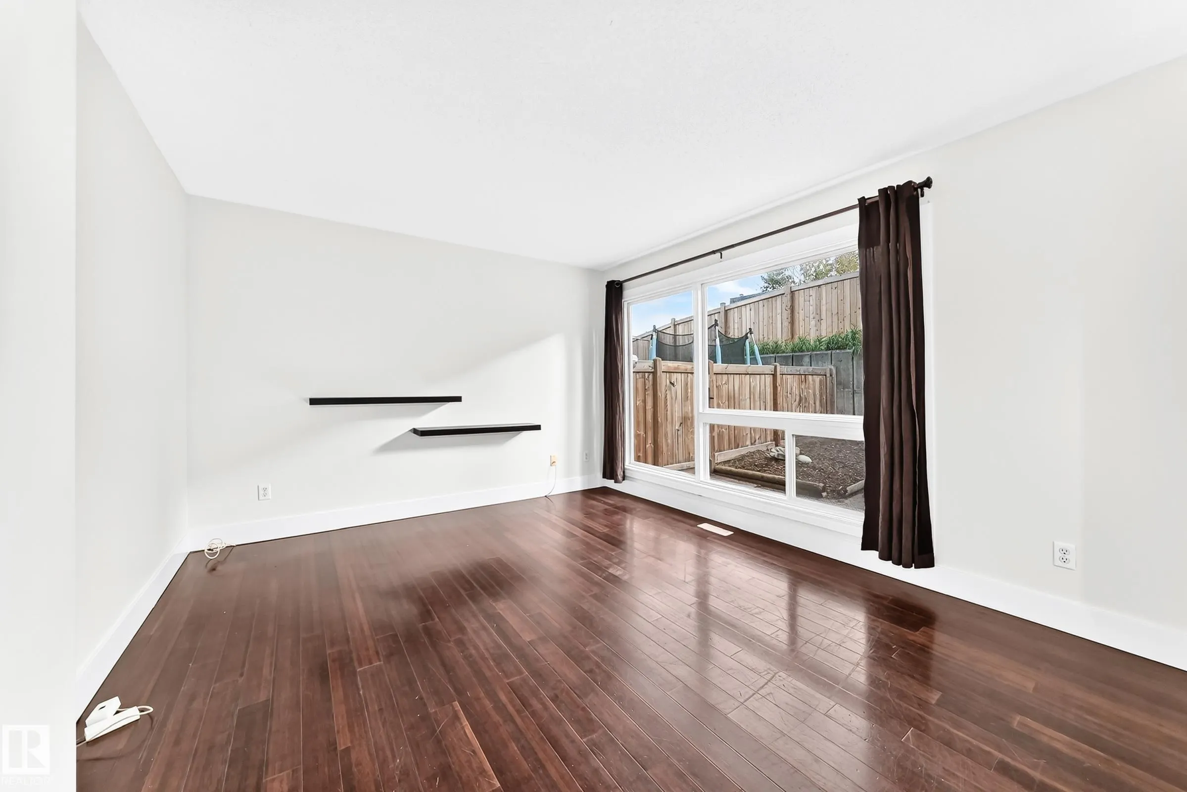 246 Grandin Village
