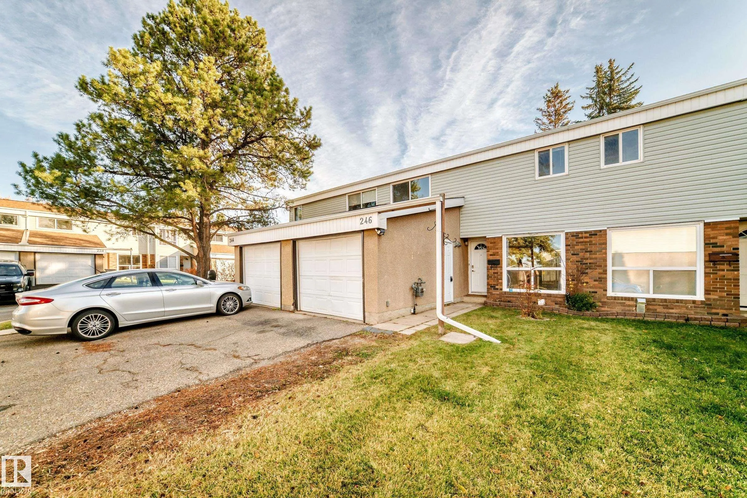 246 Grandin Village