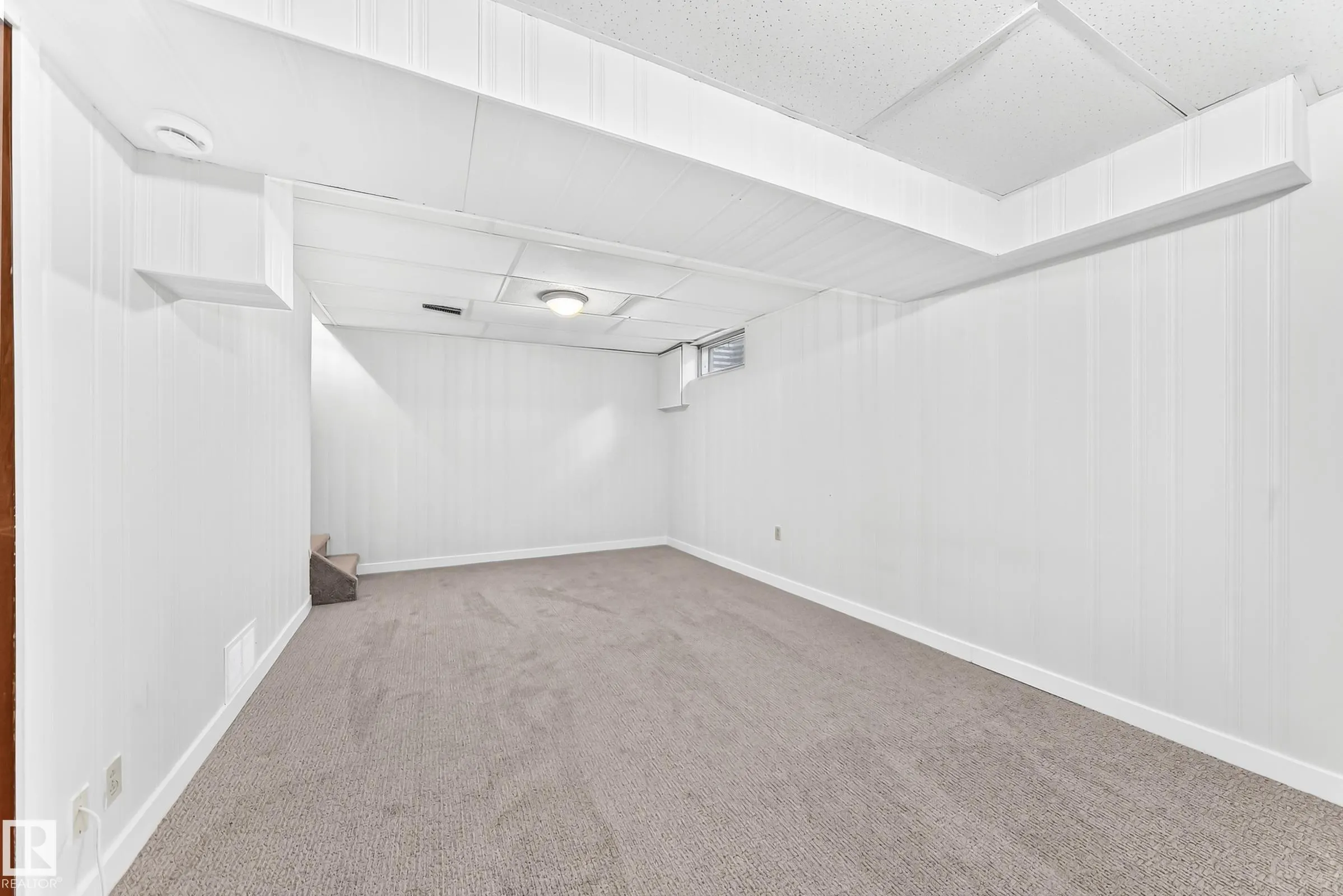 246 Grandin Village