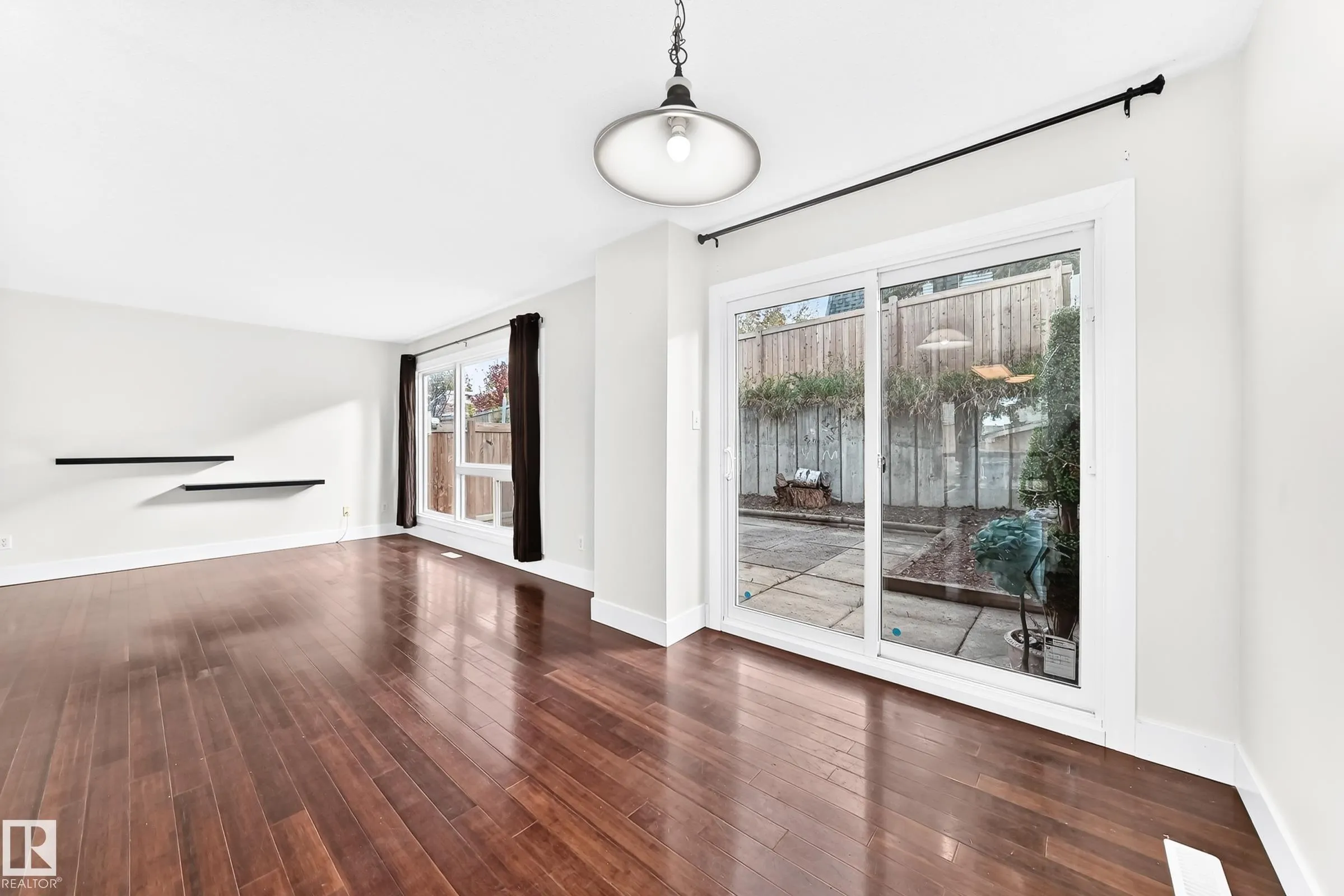 246 Grandin Village