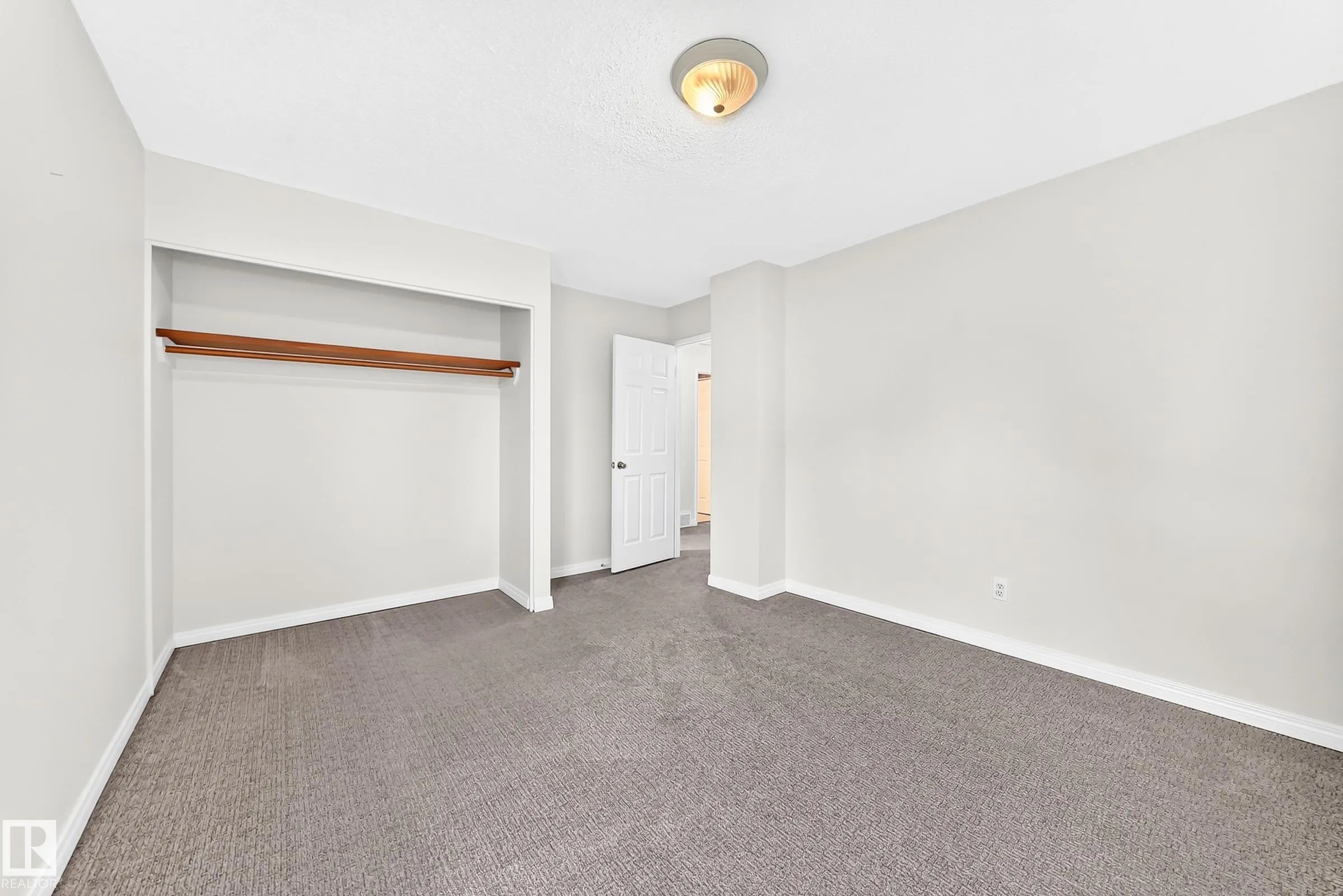 246 Grandin Village
