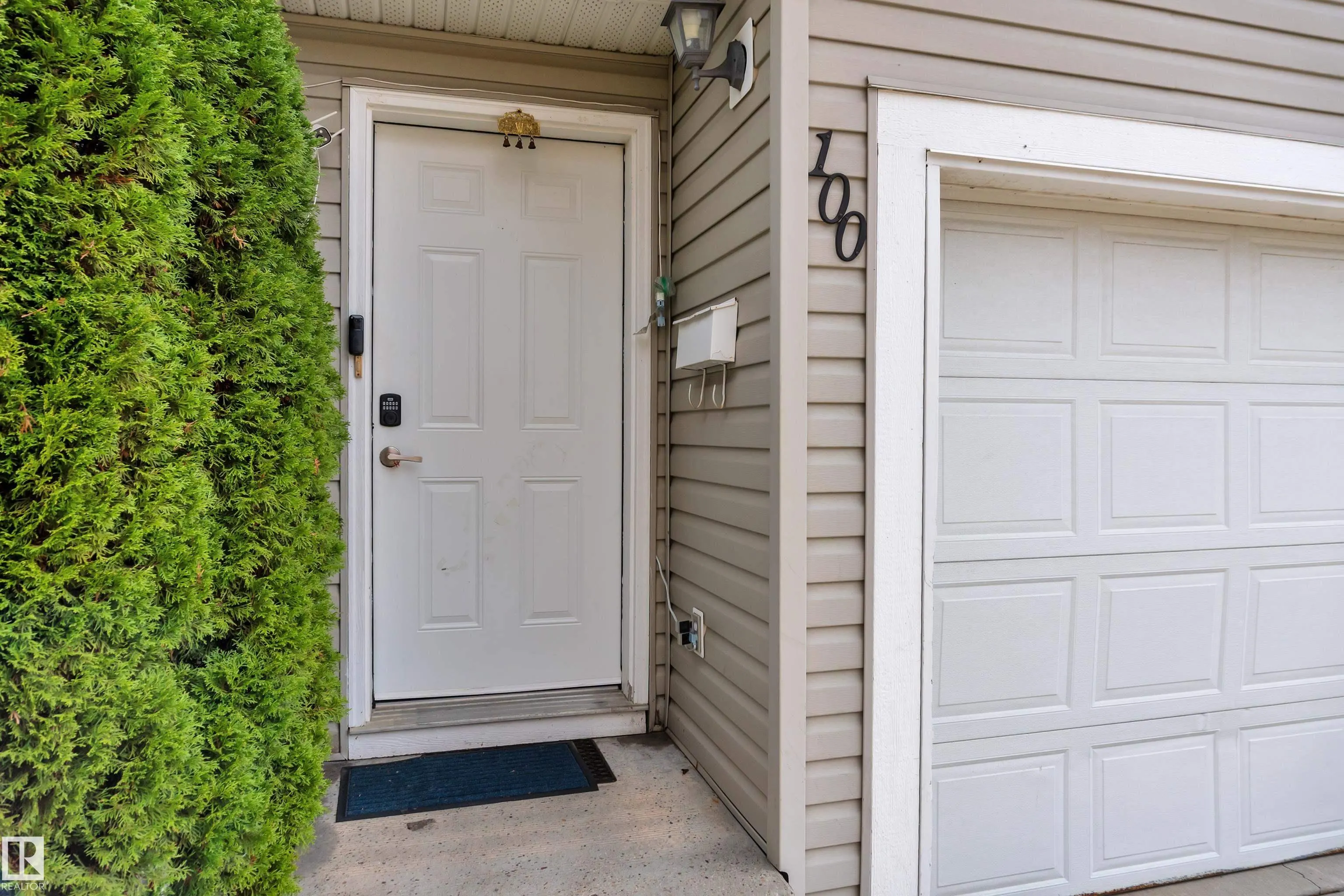 150 EDWARDS Drive