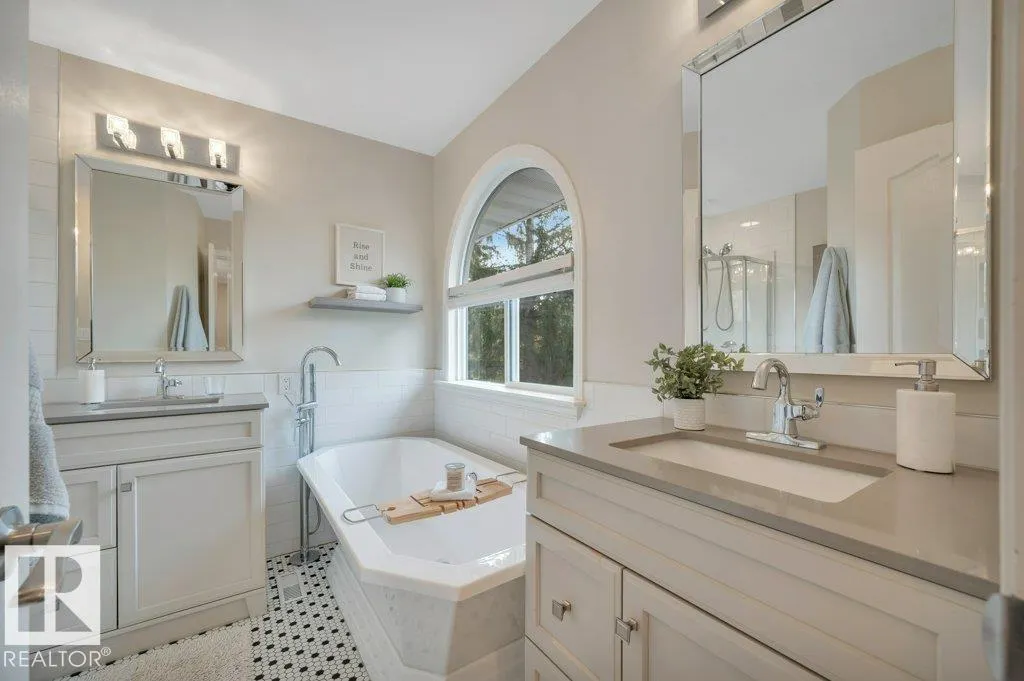 34 LAFONDE Crescent