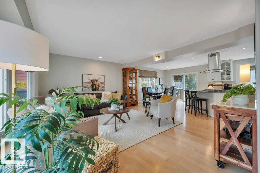 34 LAFONDE Crescent