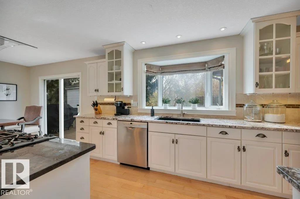 34 LAFONDE Crescent