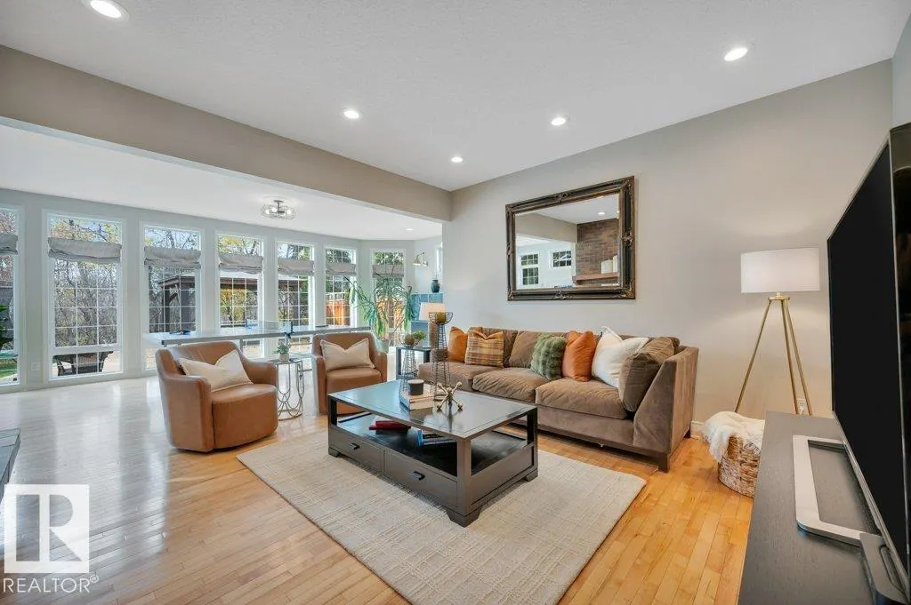 34 LAFONDE Crescent