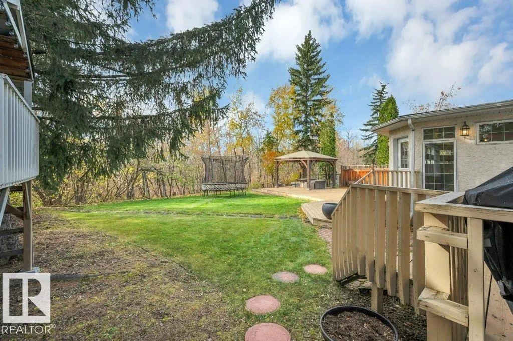 34 LAFONDE Crescent