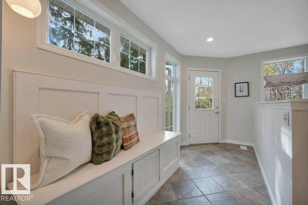 34 LAFONDE Crescent