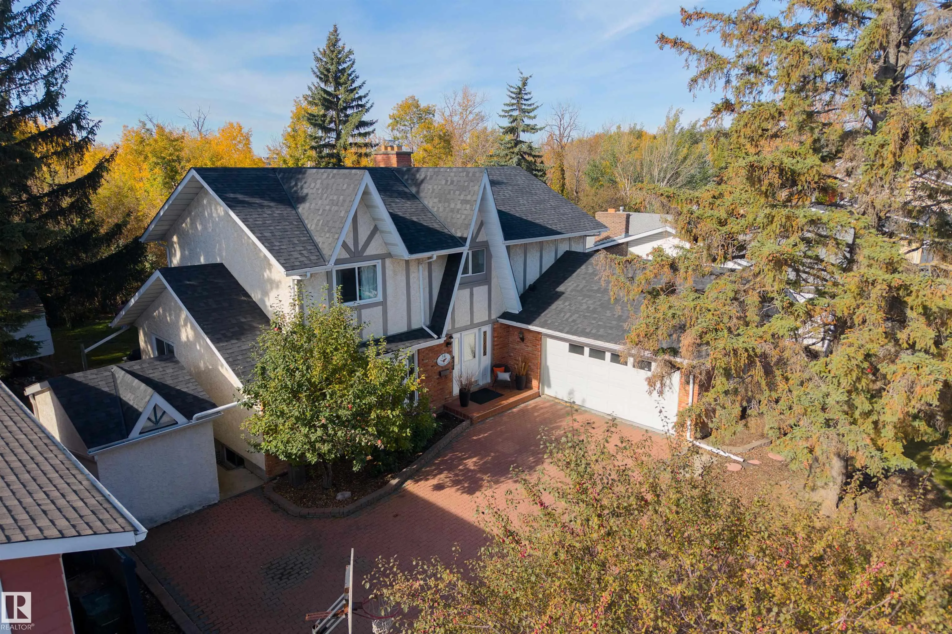 34 LAFONDE Crescent