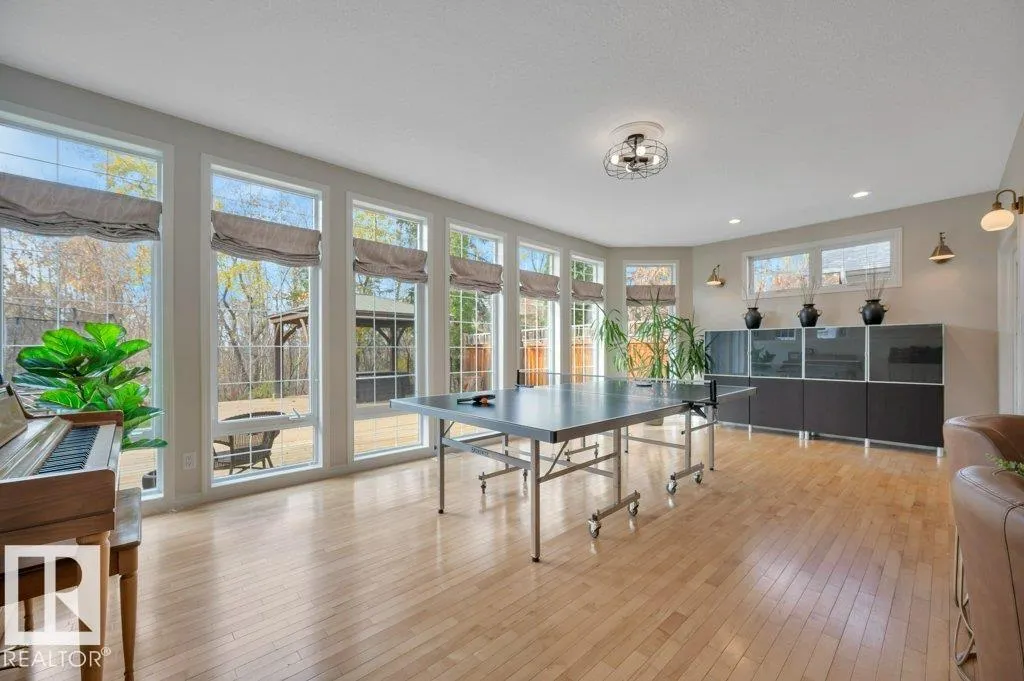 34 LAFONDE Crescent