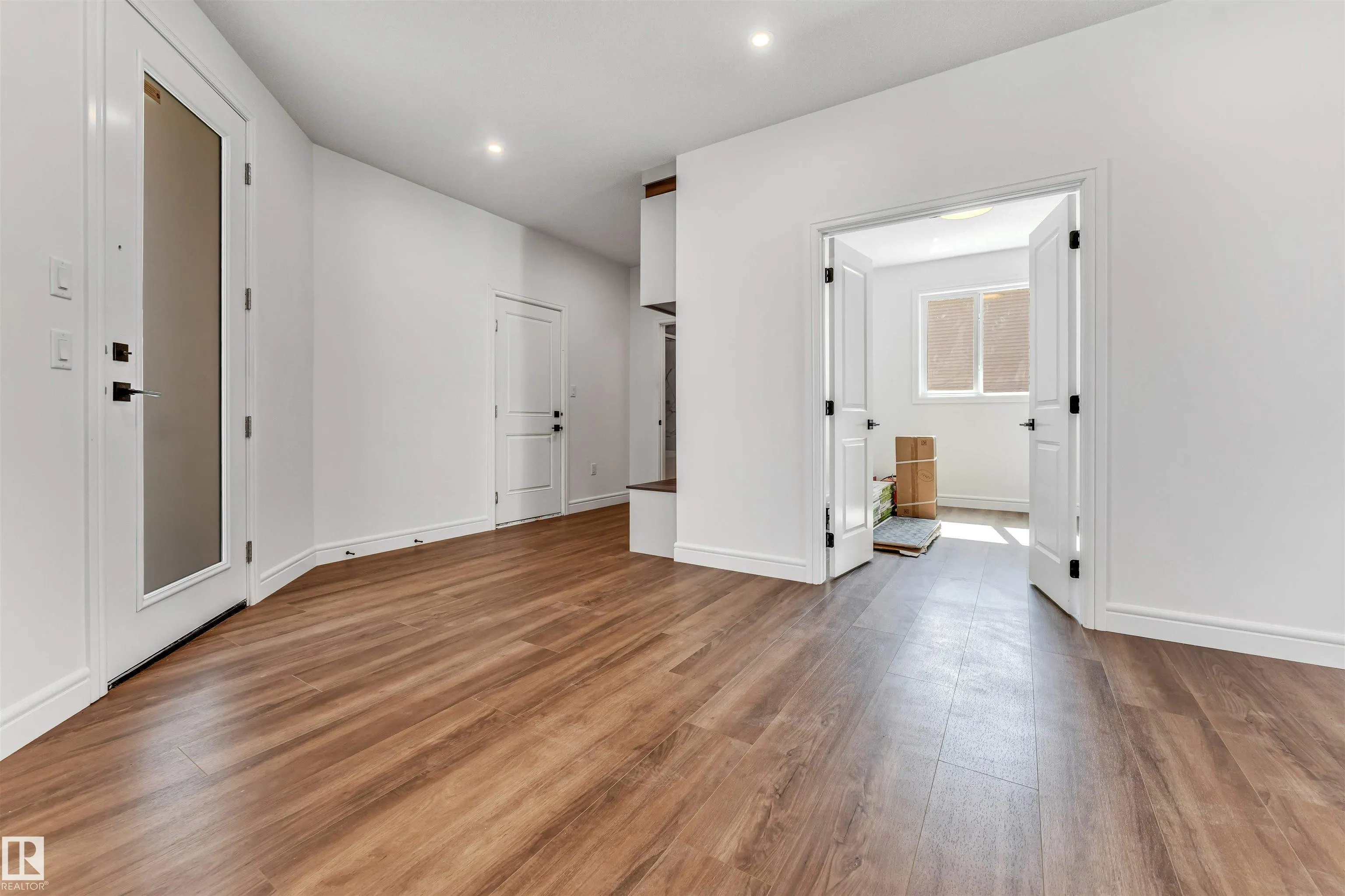 19420 25 Ave