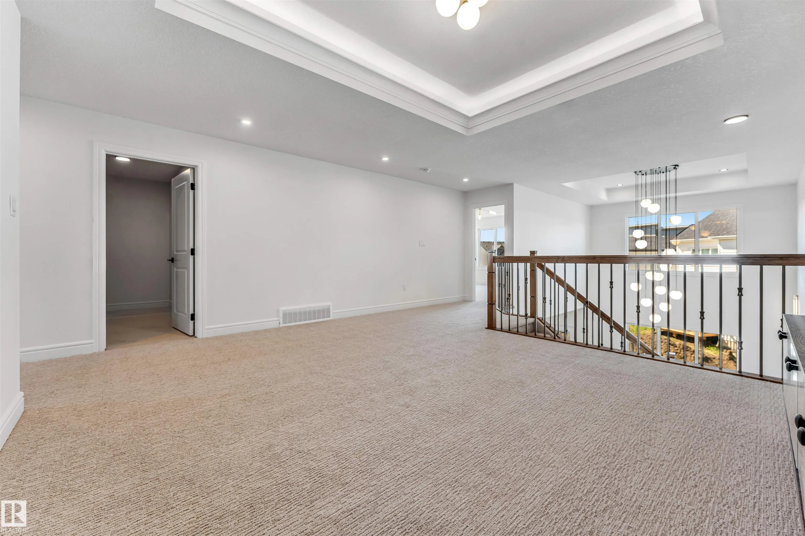 19420 25 Ave