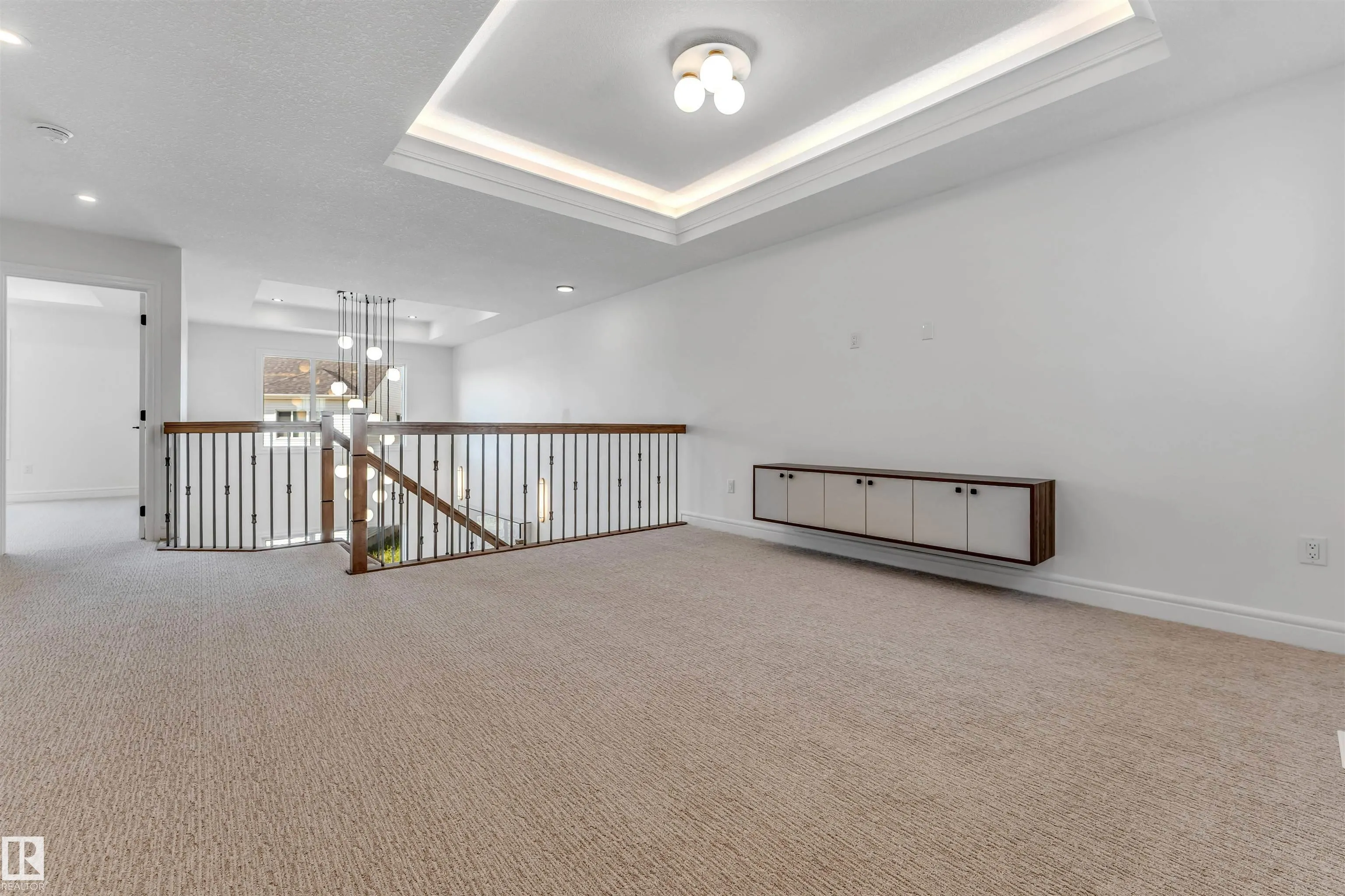 19420 25 Ave