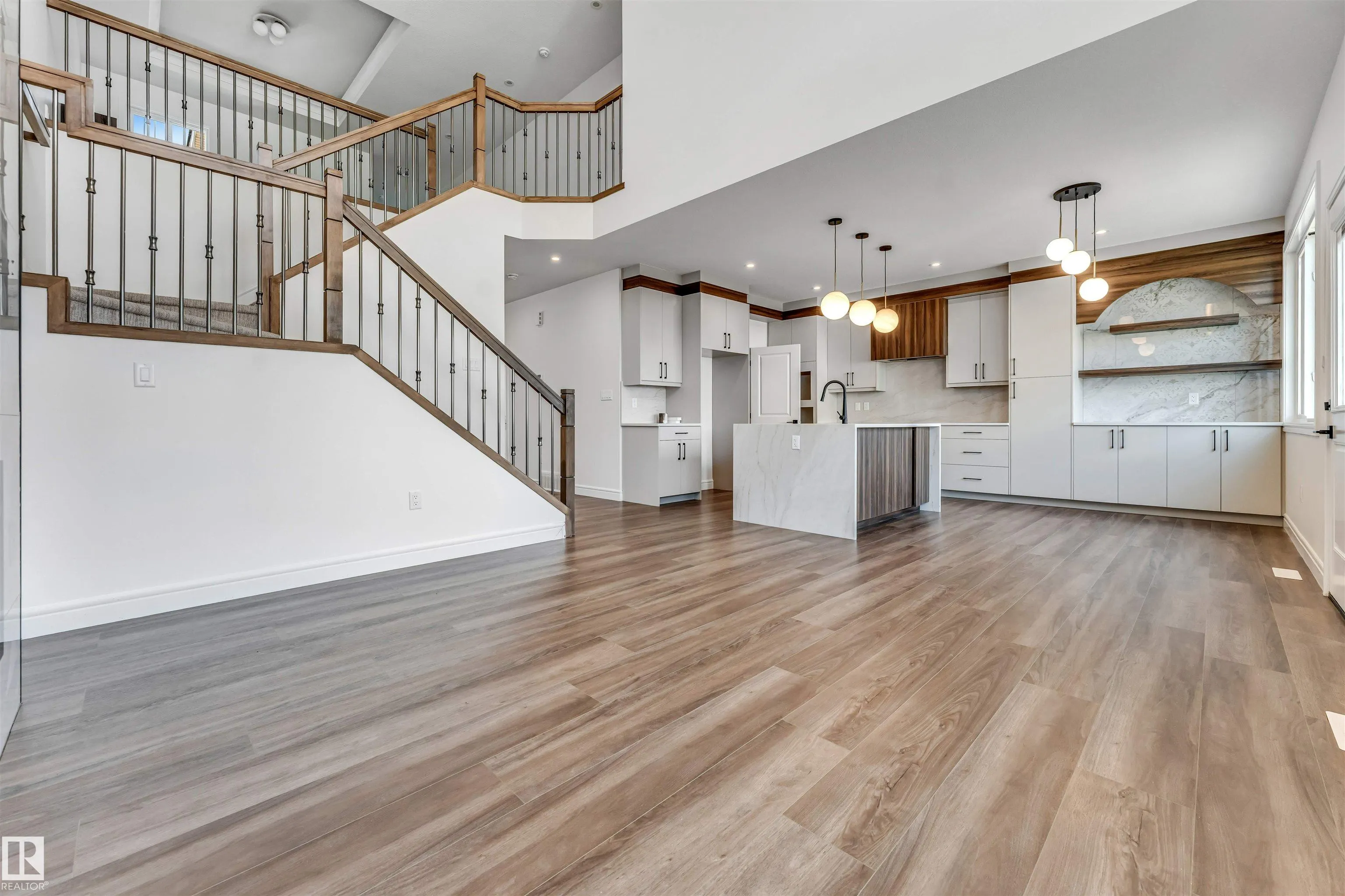 19420 25 Ave