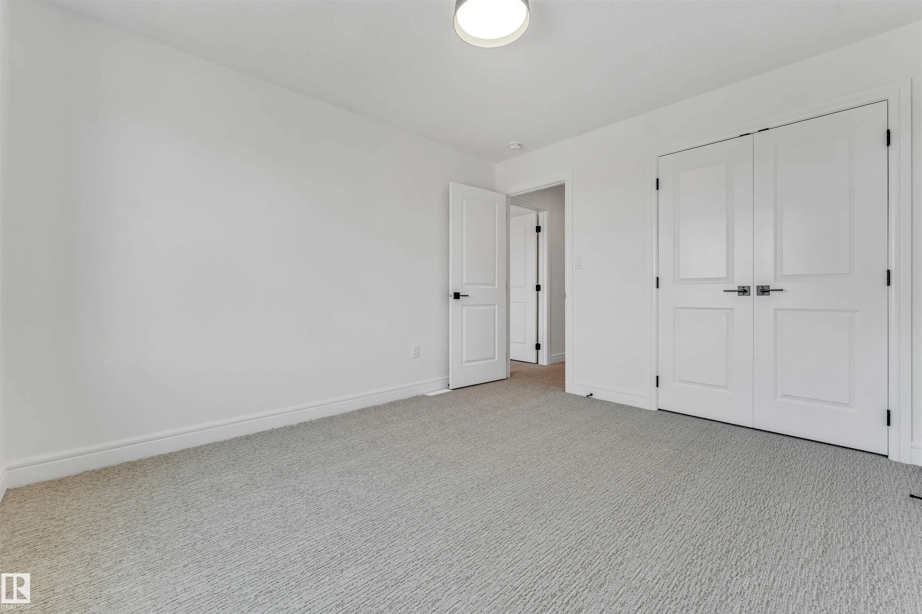 19420 25 Ave