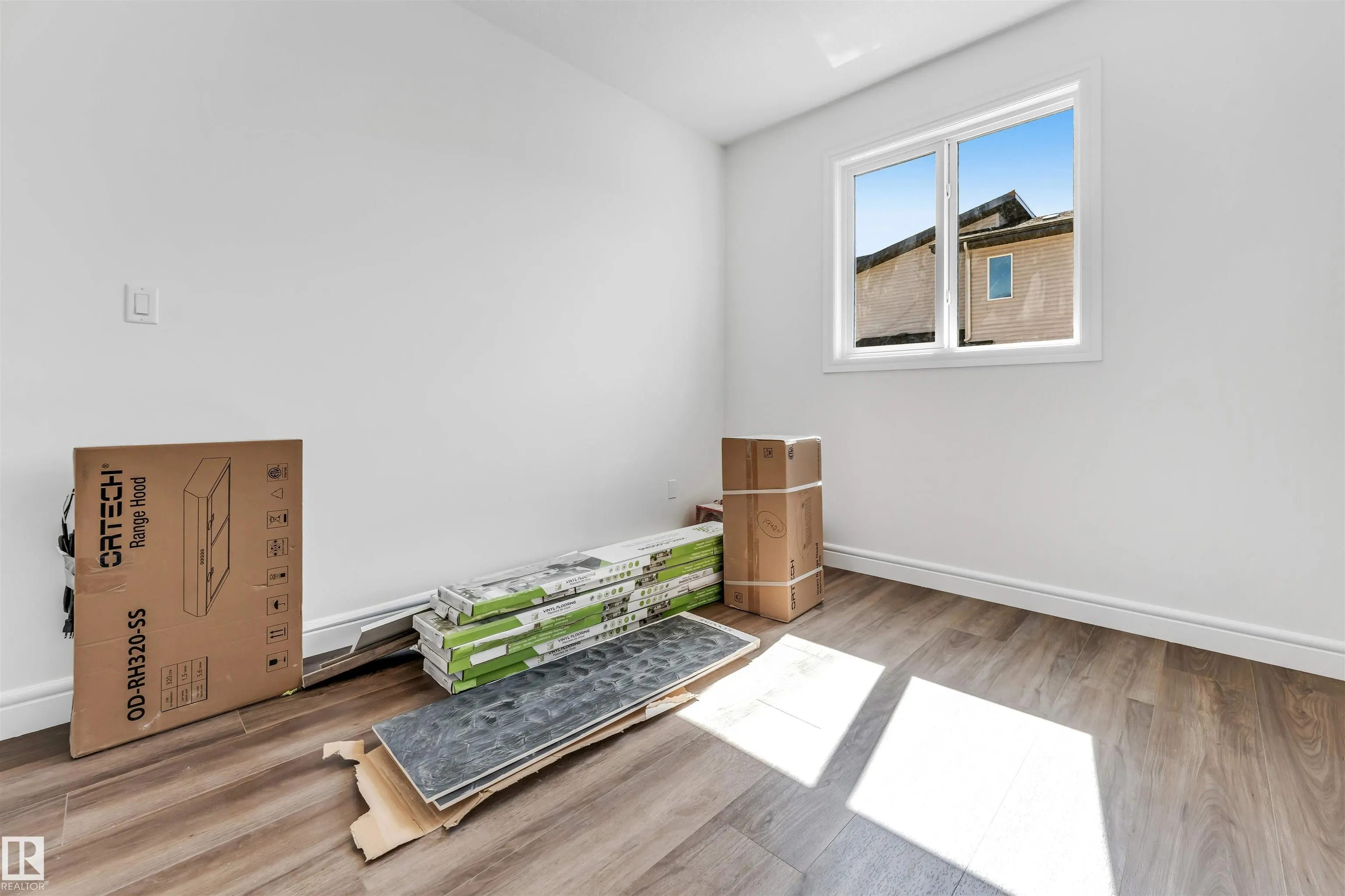 19420 25 Ave
