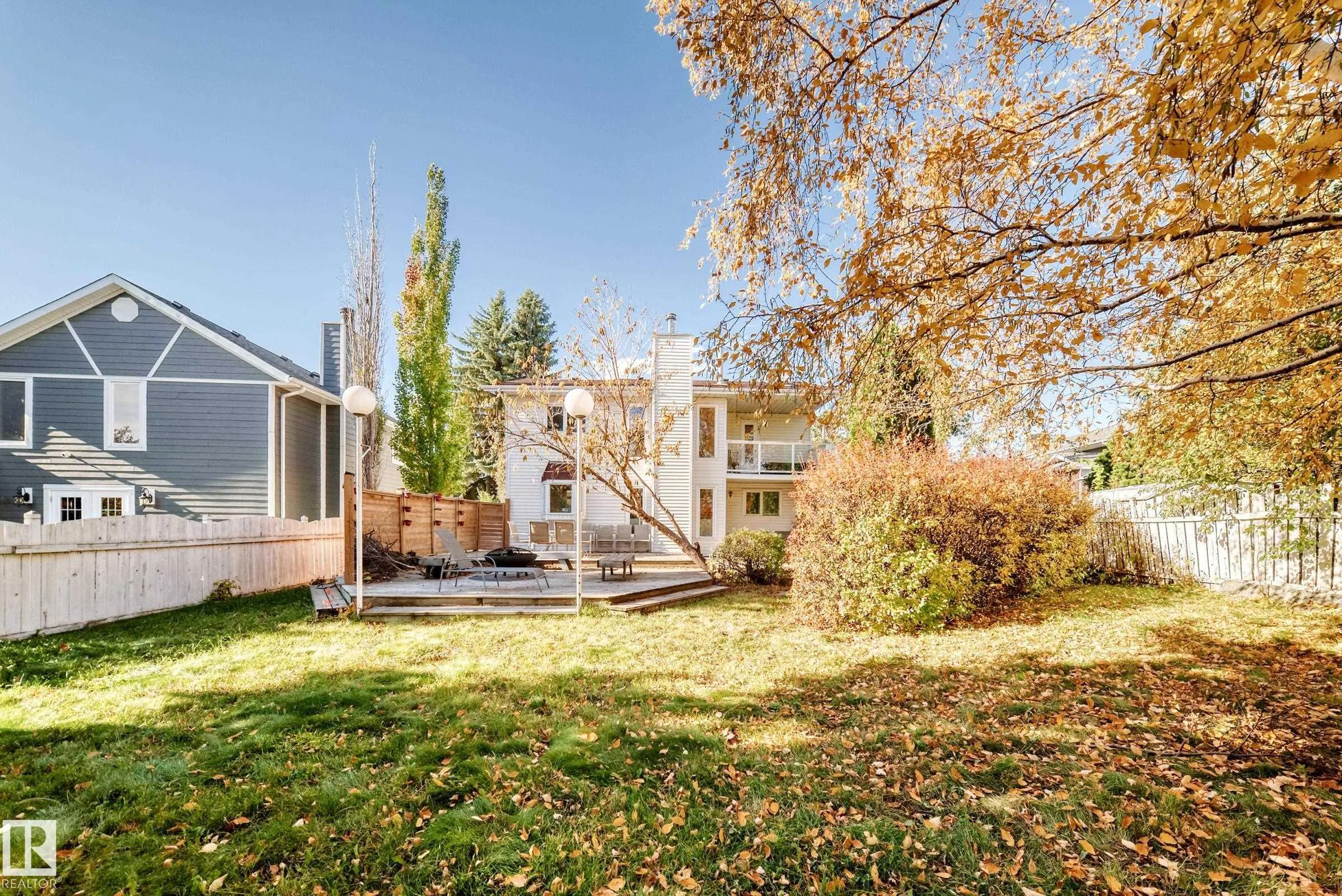 92 HOWSON Crescent