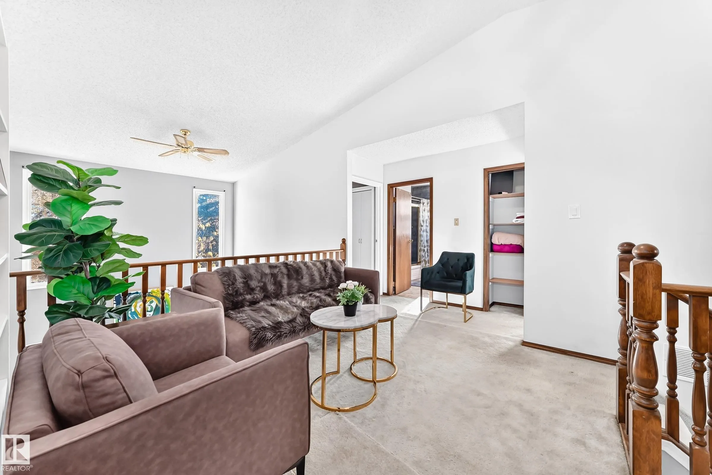 92 HOWSON Crescent
