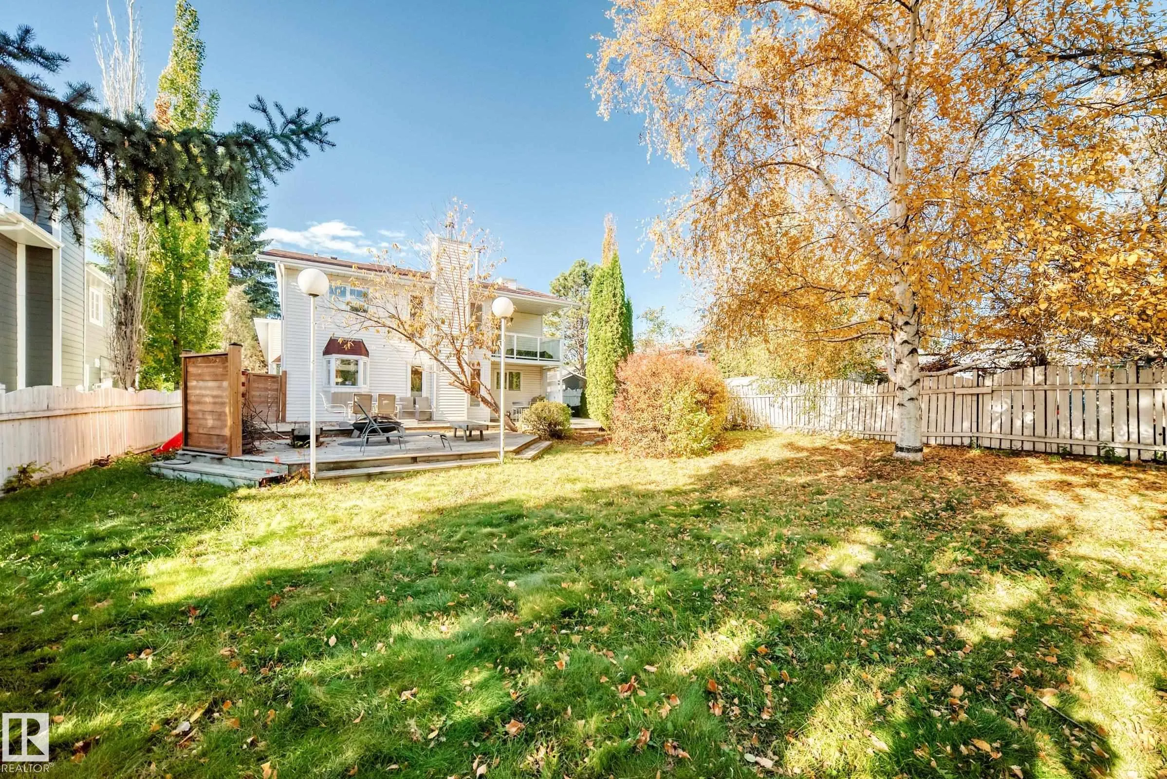 92 HOWSON Crescent