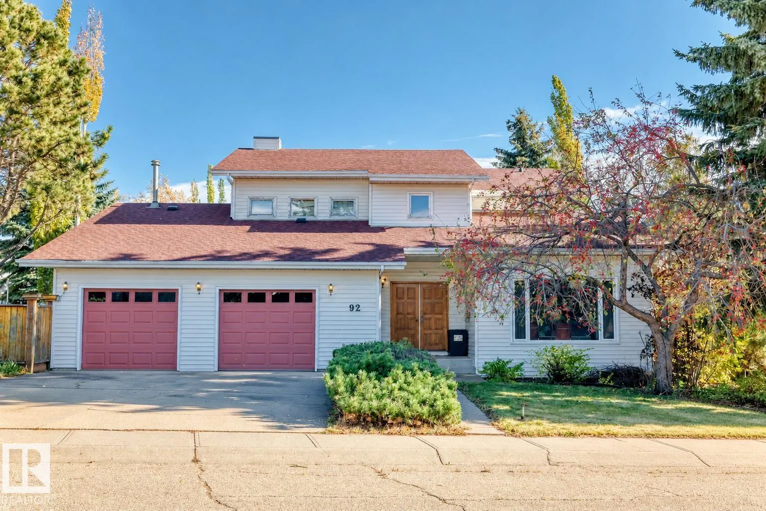 92 HOWSON Crescent