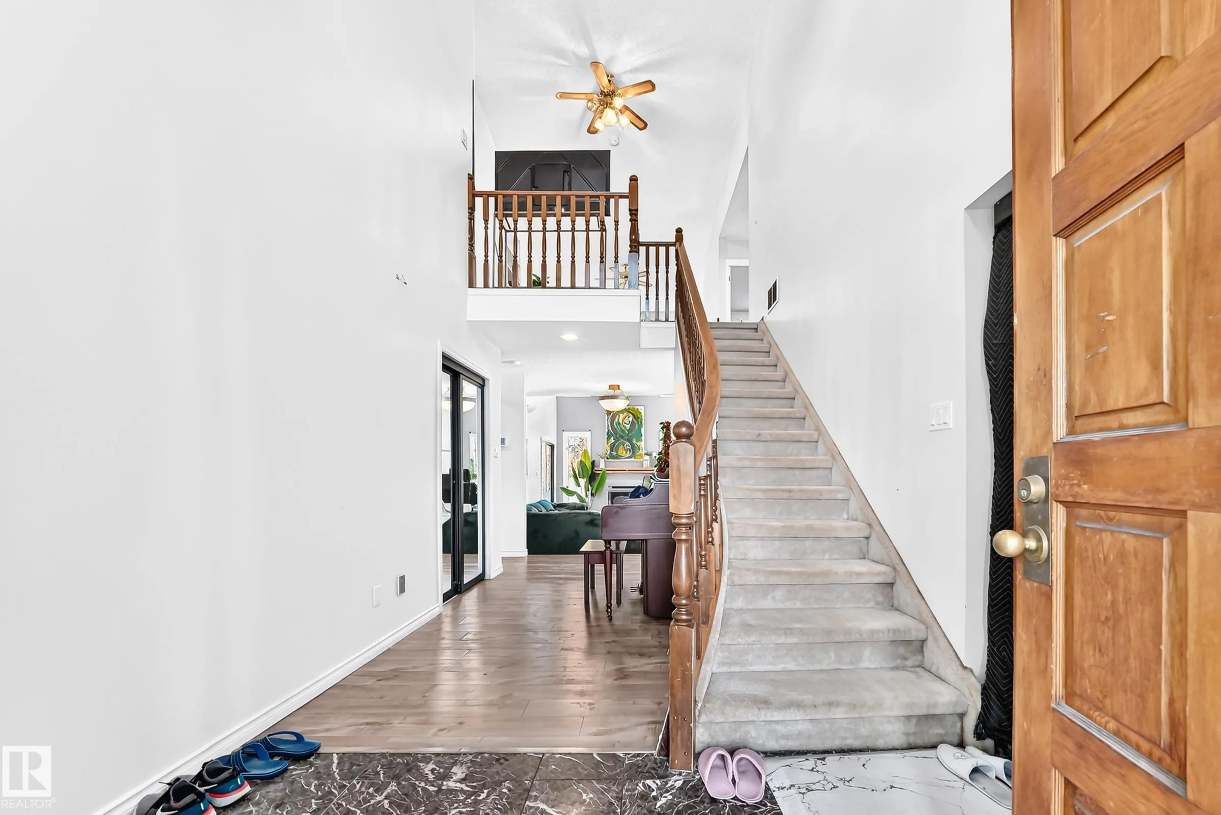 92 HOWSON Crescent
