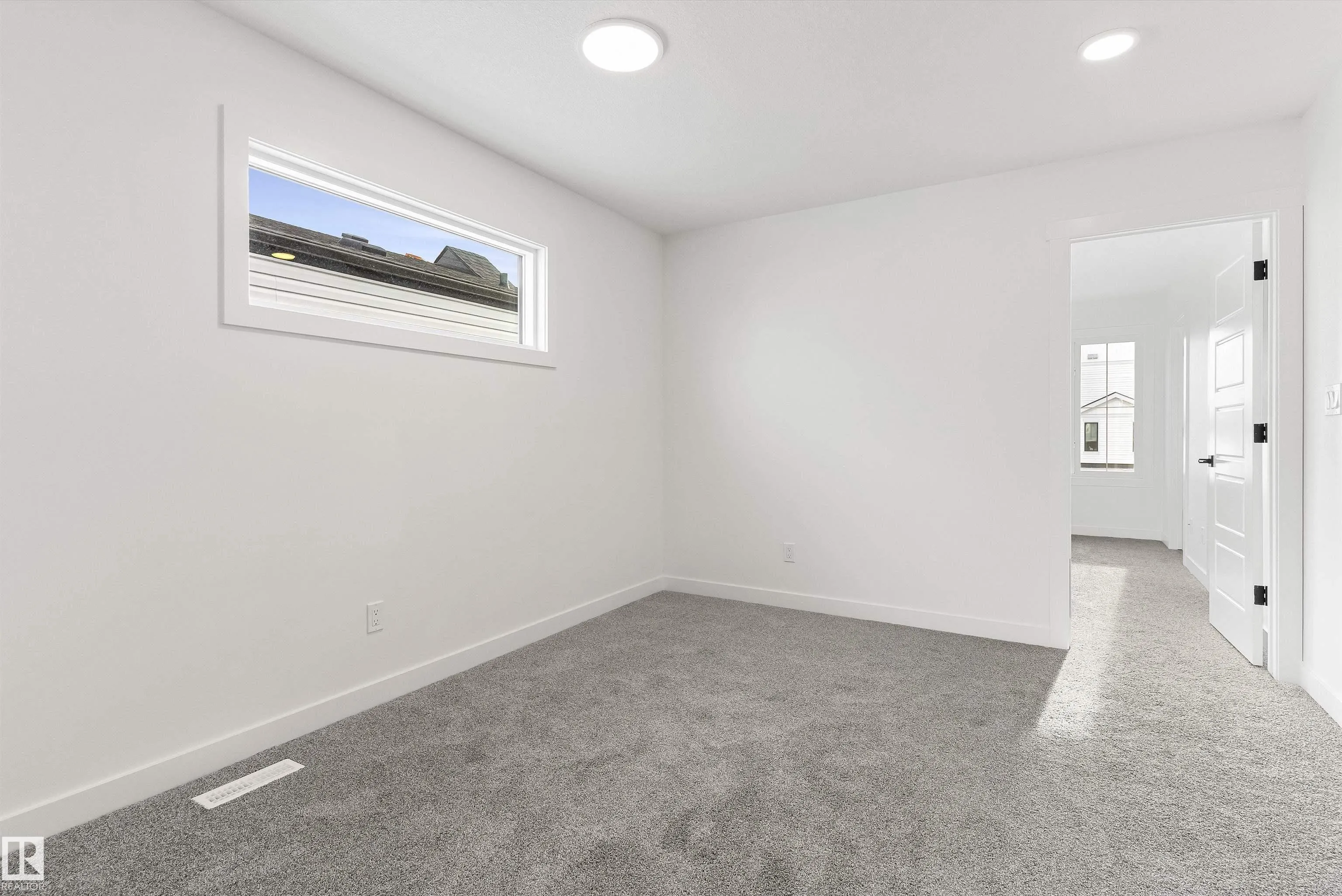1216 MCLEOD Avenue