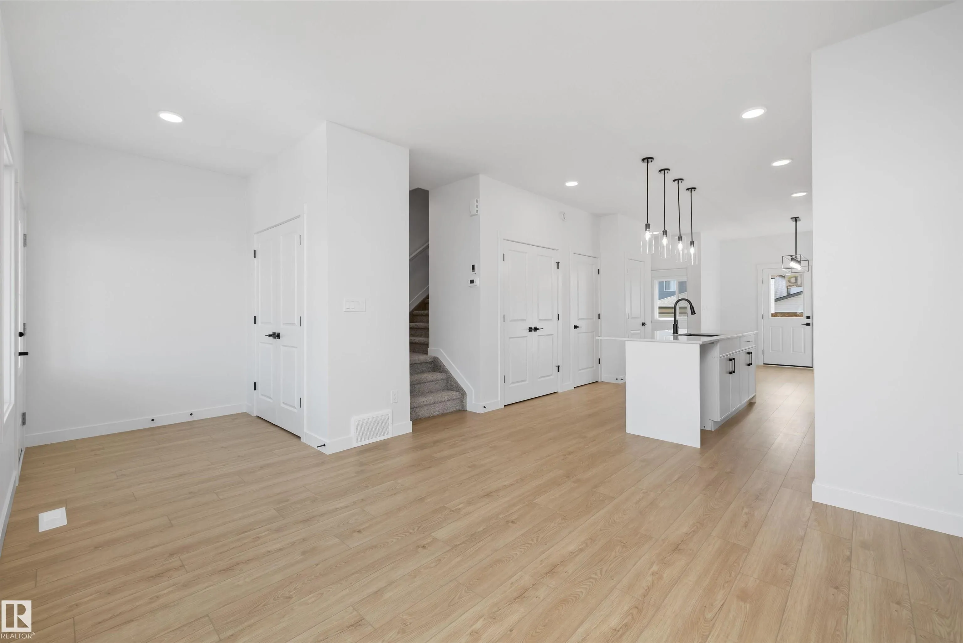 17544 63 Street