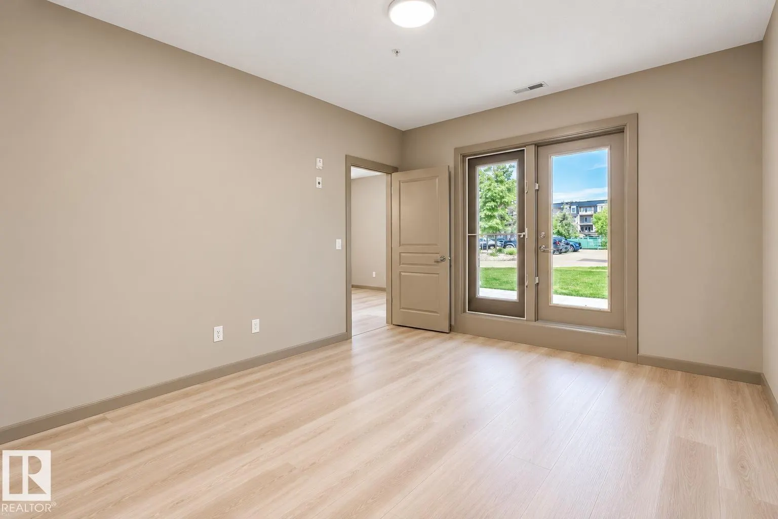 160 MAGRATH Road