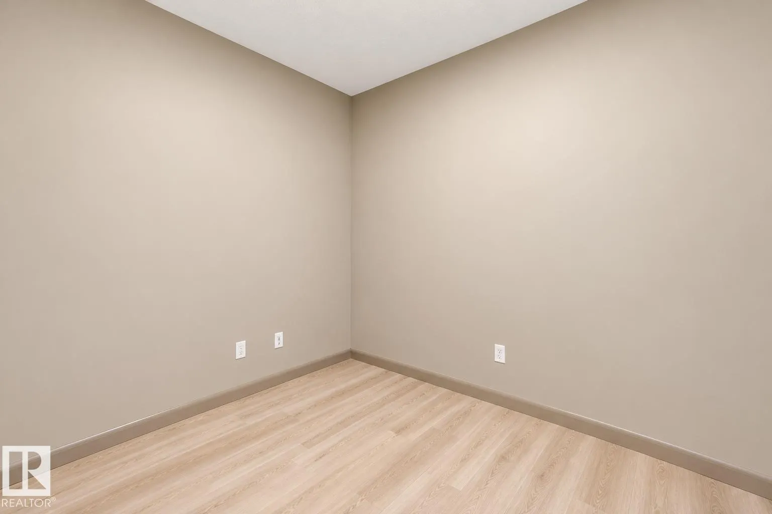 160 MAGRATH Road