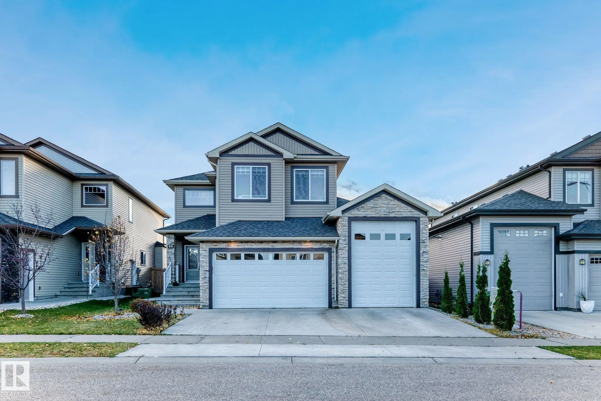 69 CARAGANA Way