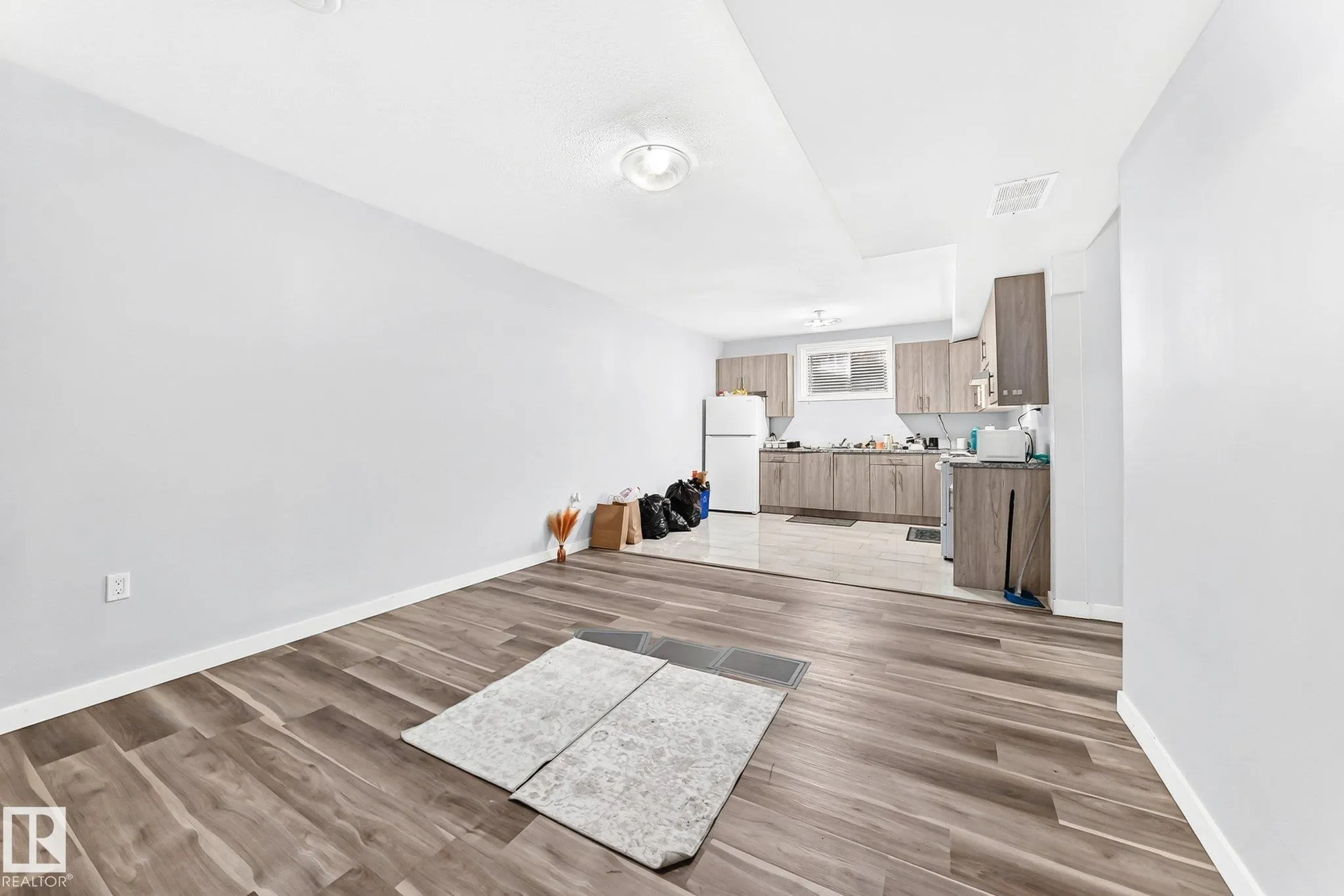69 CARAGANA Way