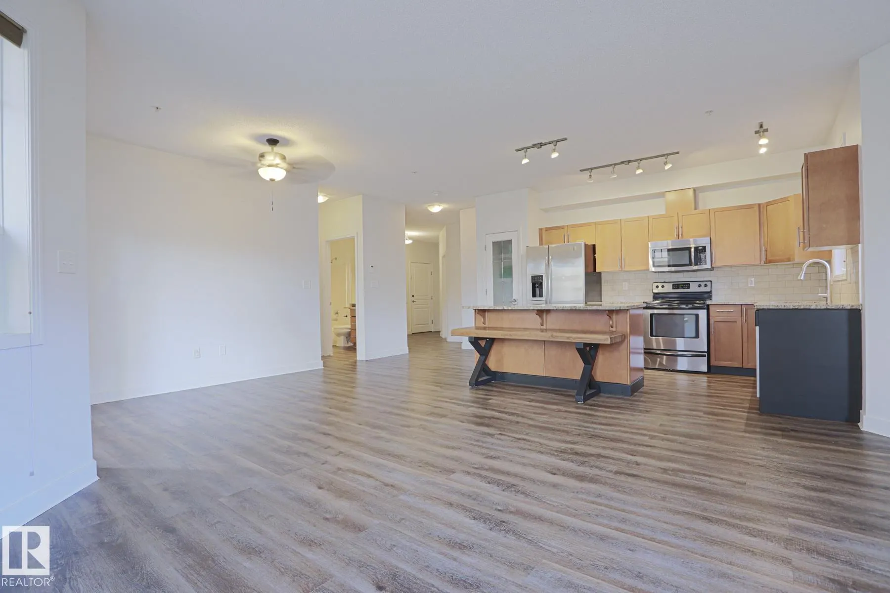 2035 GRANTHAM Court