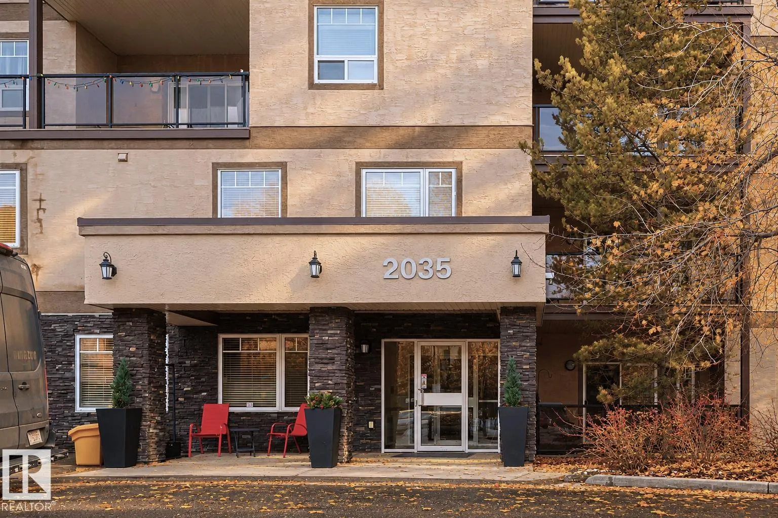 2035 GRANTHAM Court