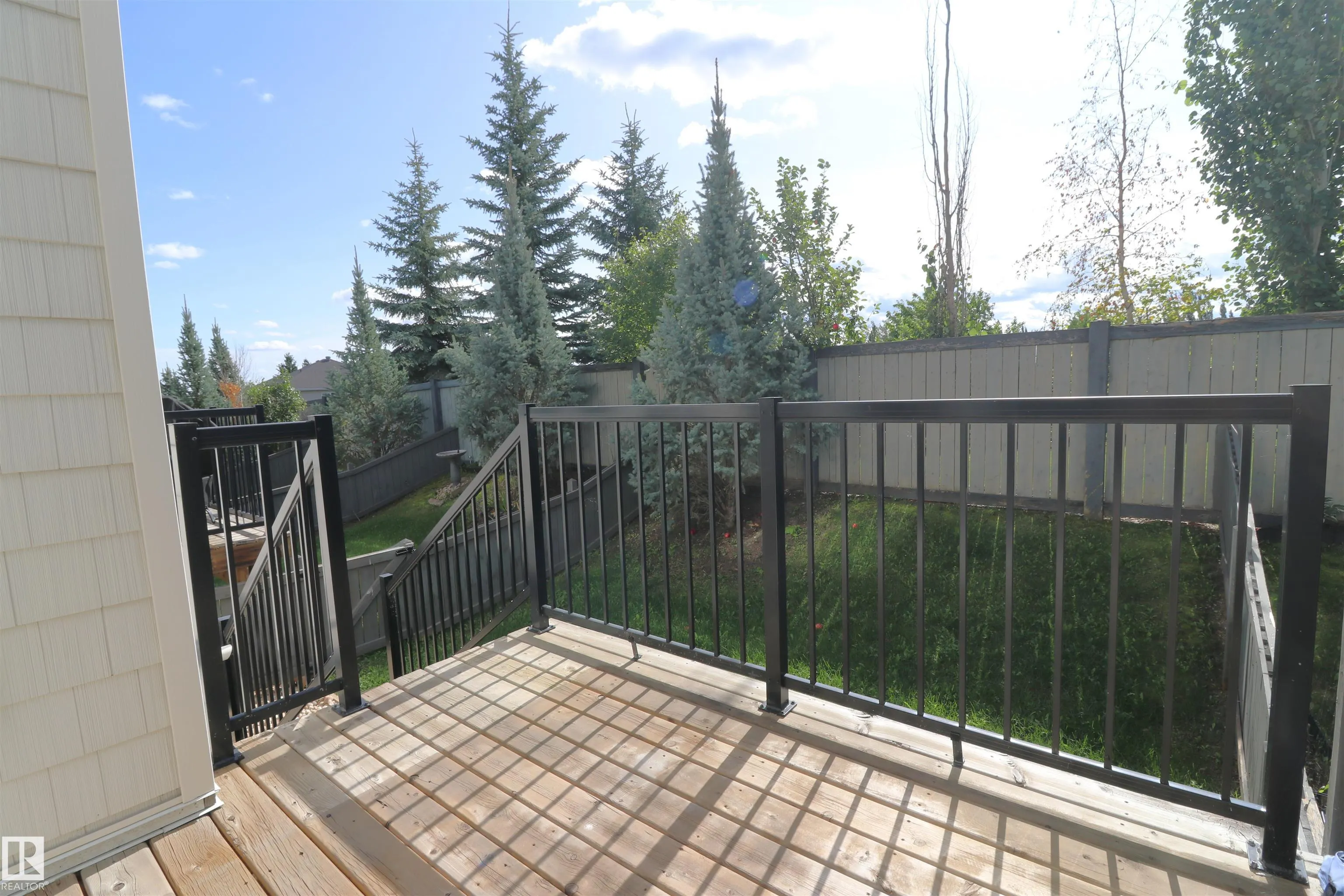 600 BELLEROSE Drive