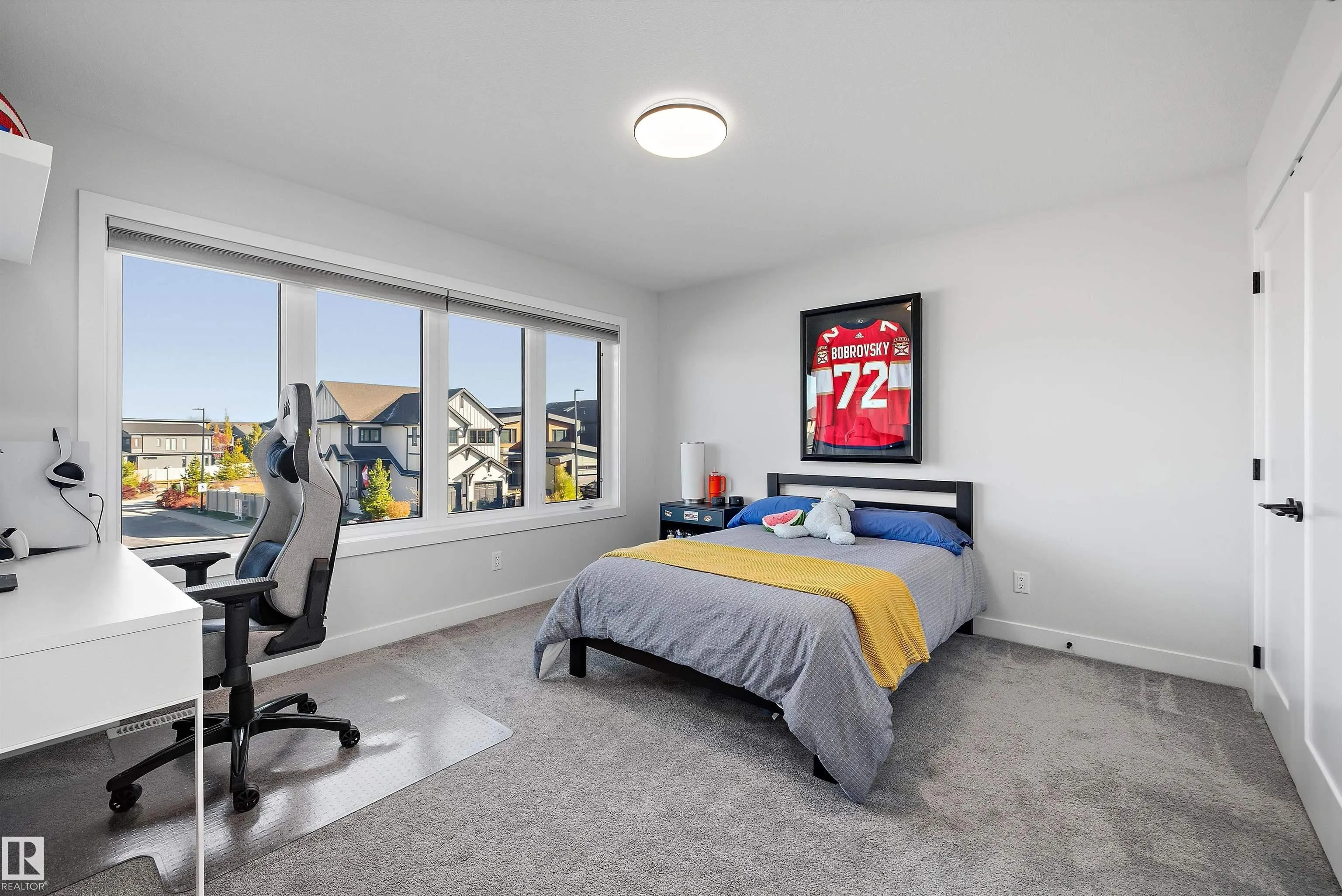 61 RYBURY Crest