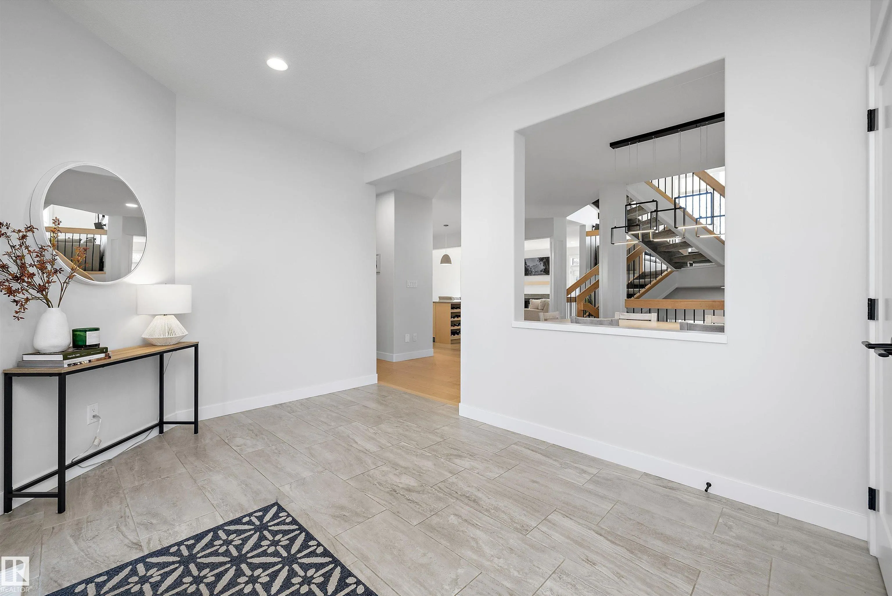 61 RYBURY Crest