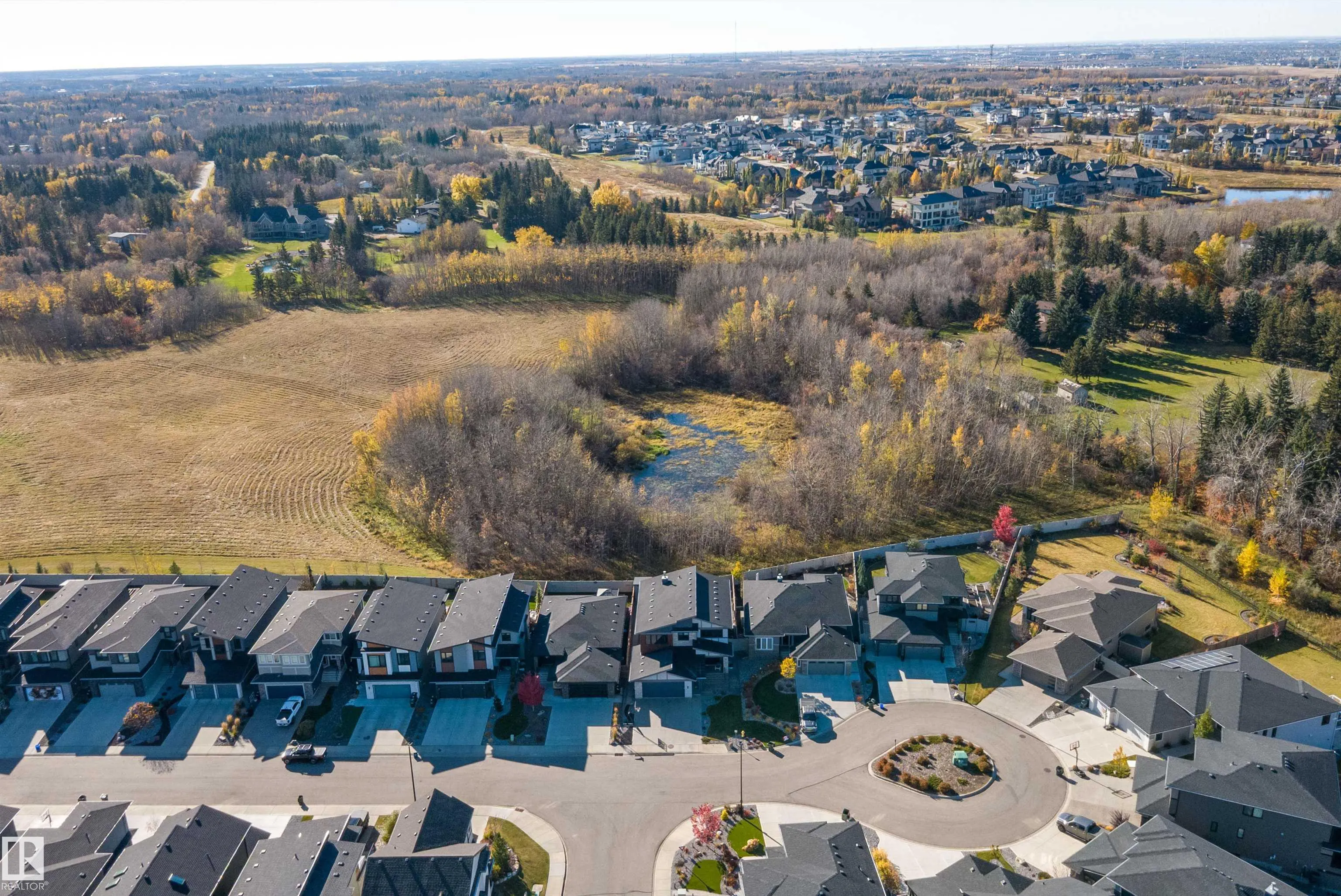 61 RYBURY Crest