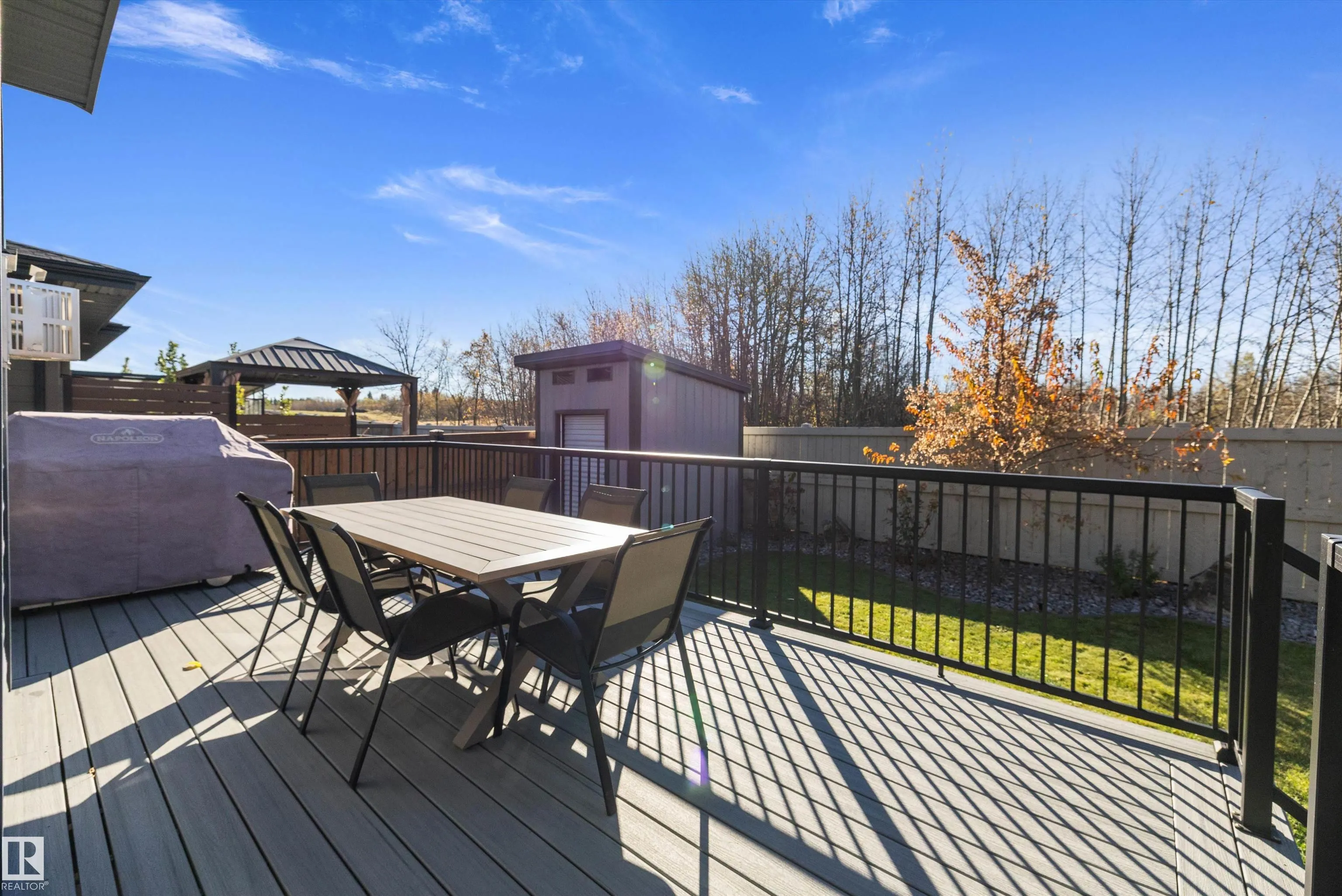 61 RYBURY Crest