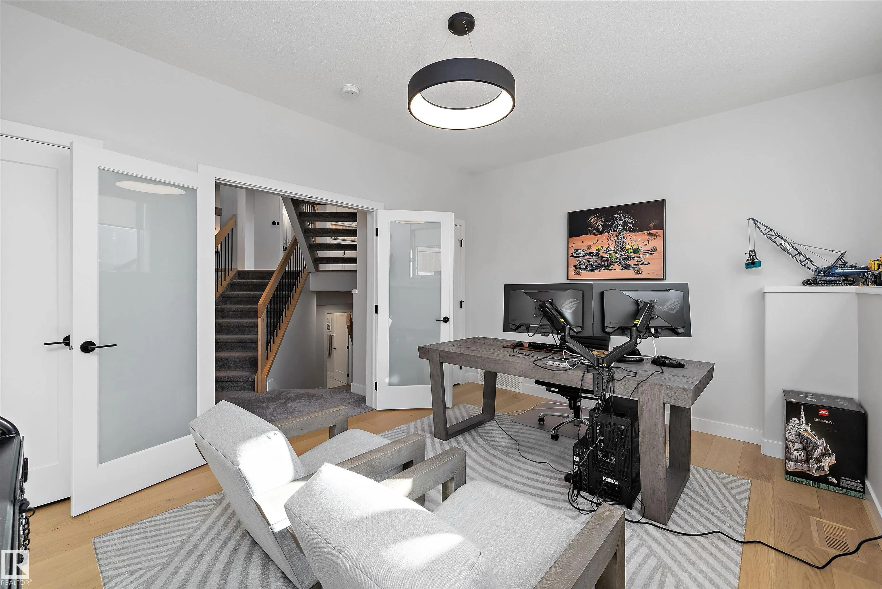 61 RYBURY Crest