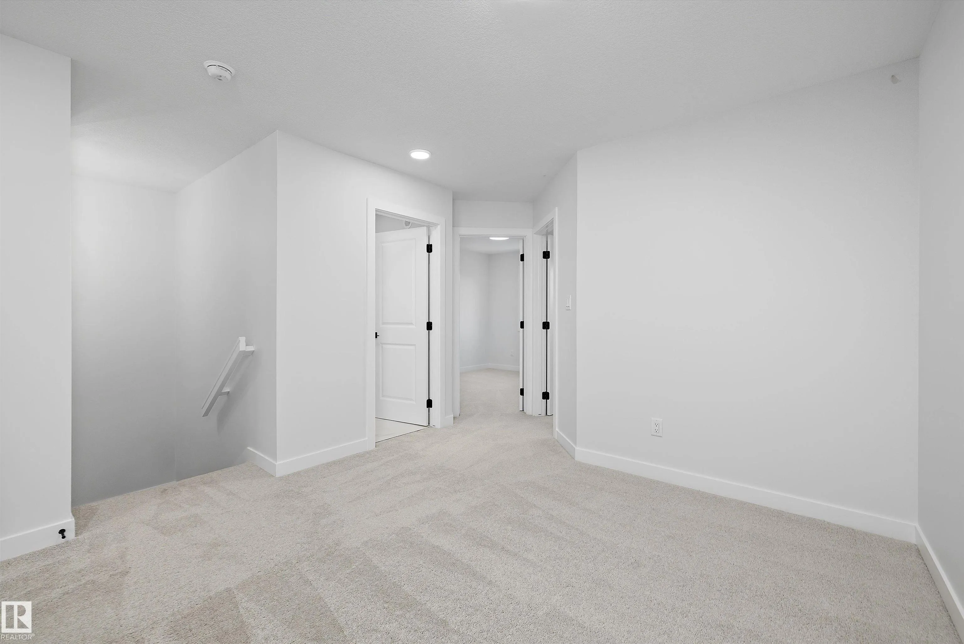 53 Clichy Close