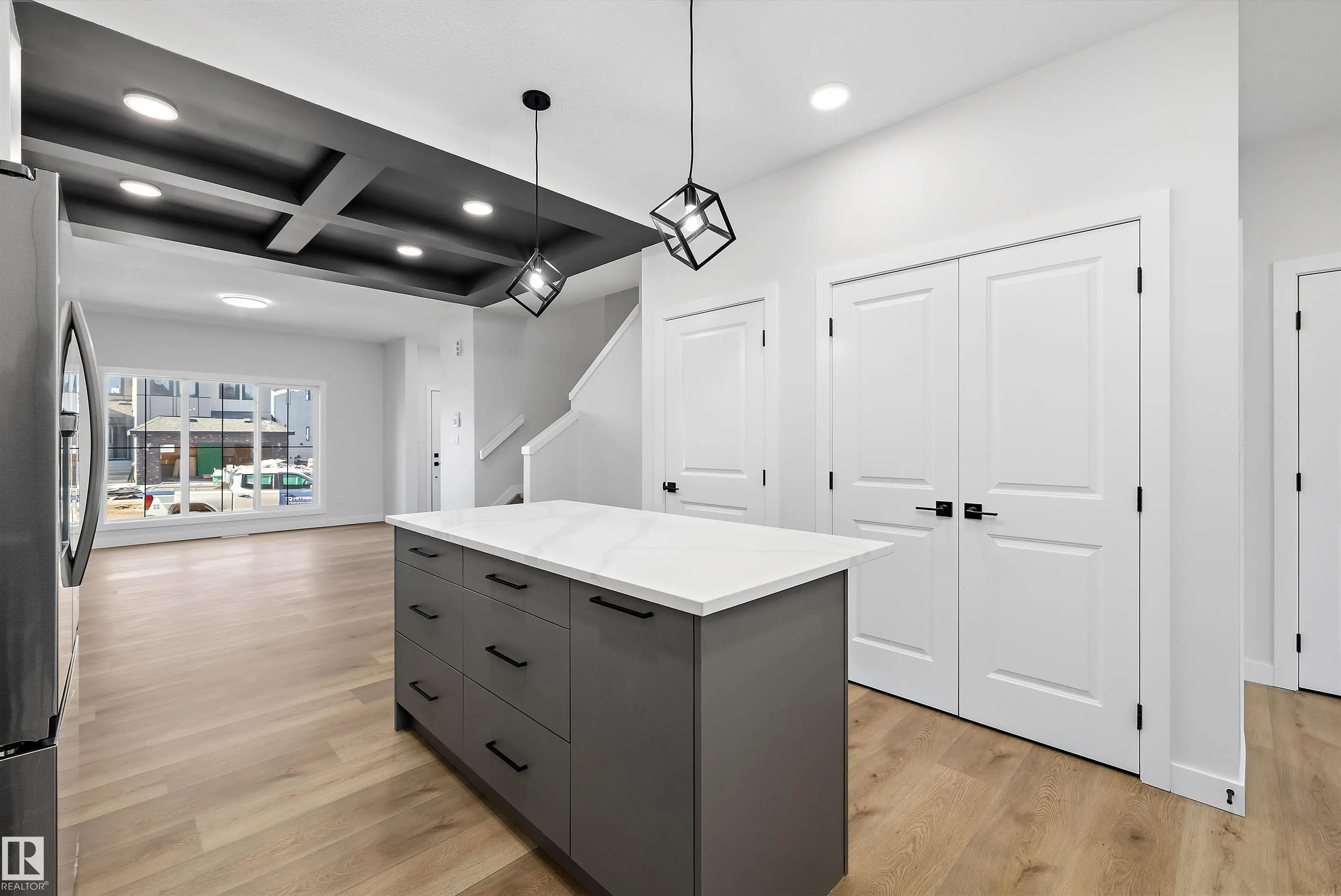 53 Clichy Close
