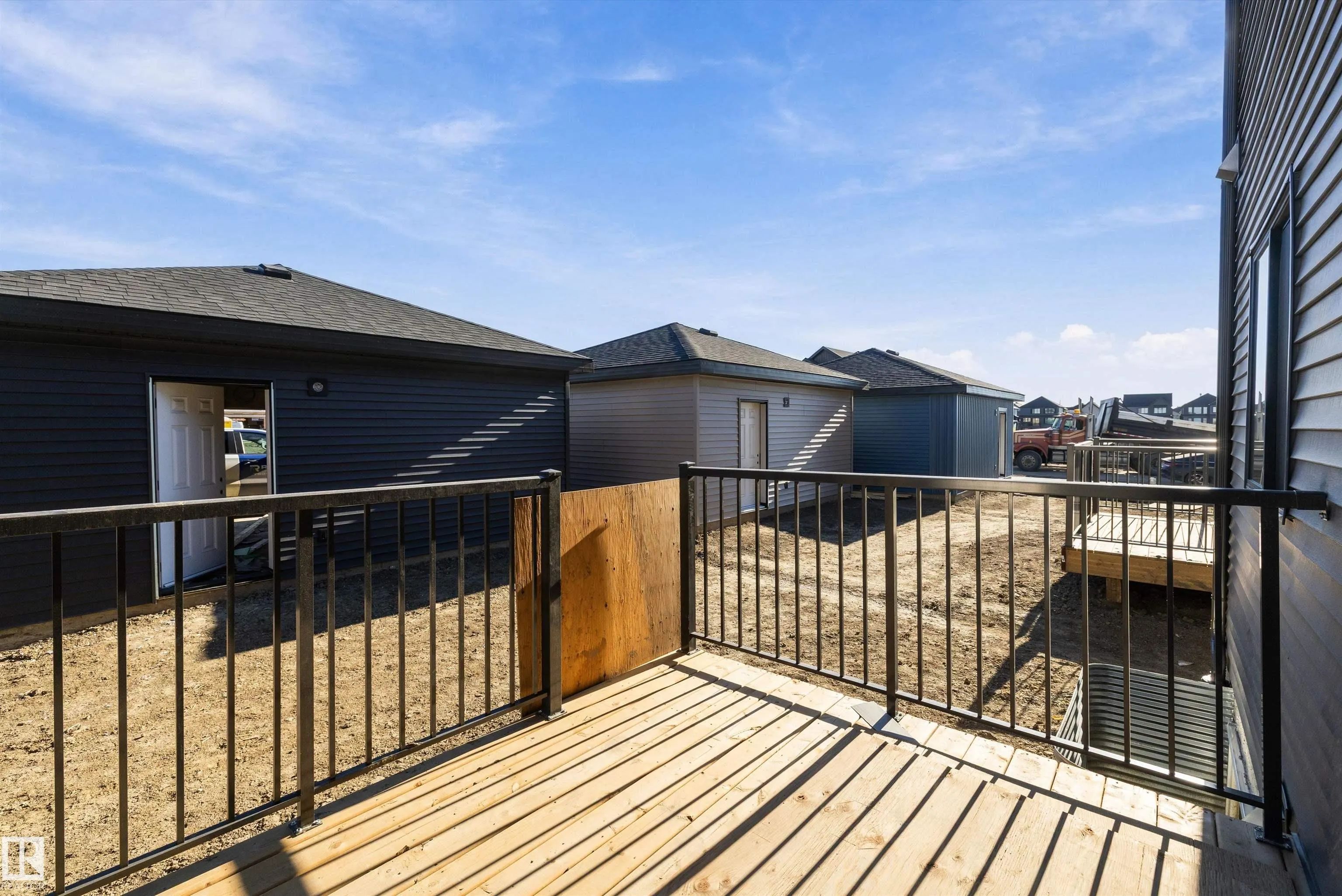 53 Clichy Close